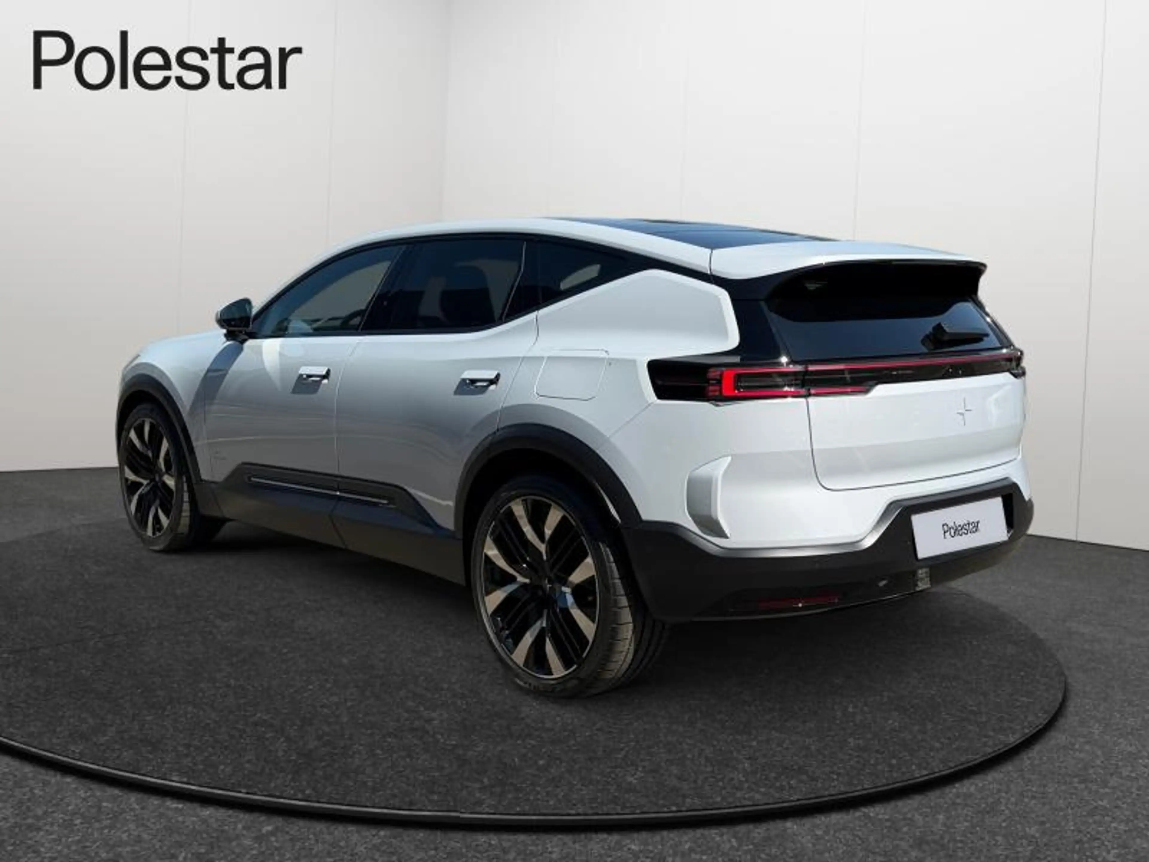 Polestar 3 Dual performance | Pilot | Plus — photo 3