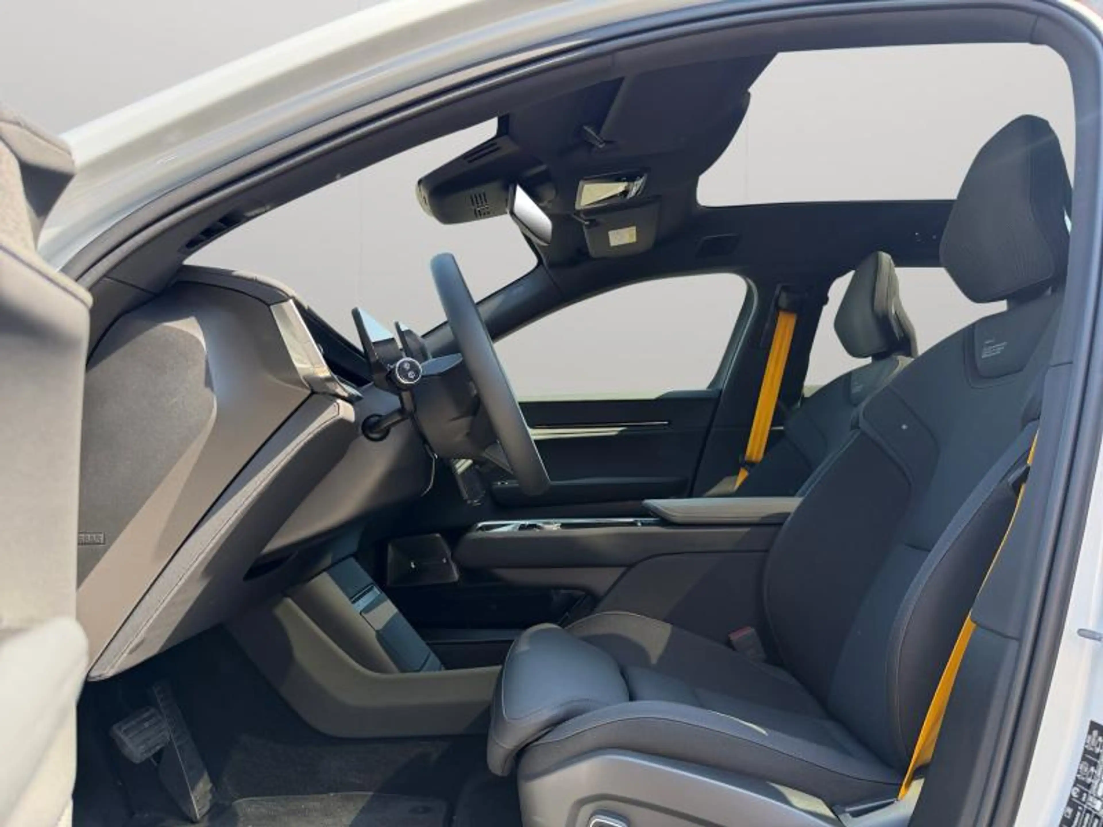 Polestar 3 Dual performance | Pilot | Plus — photo 7