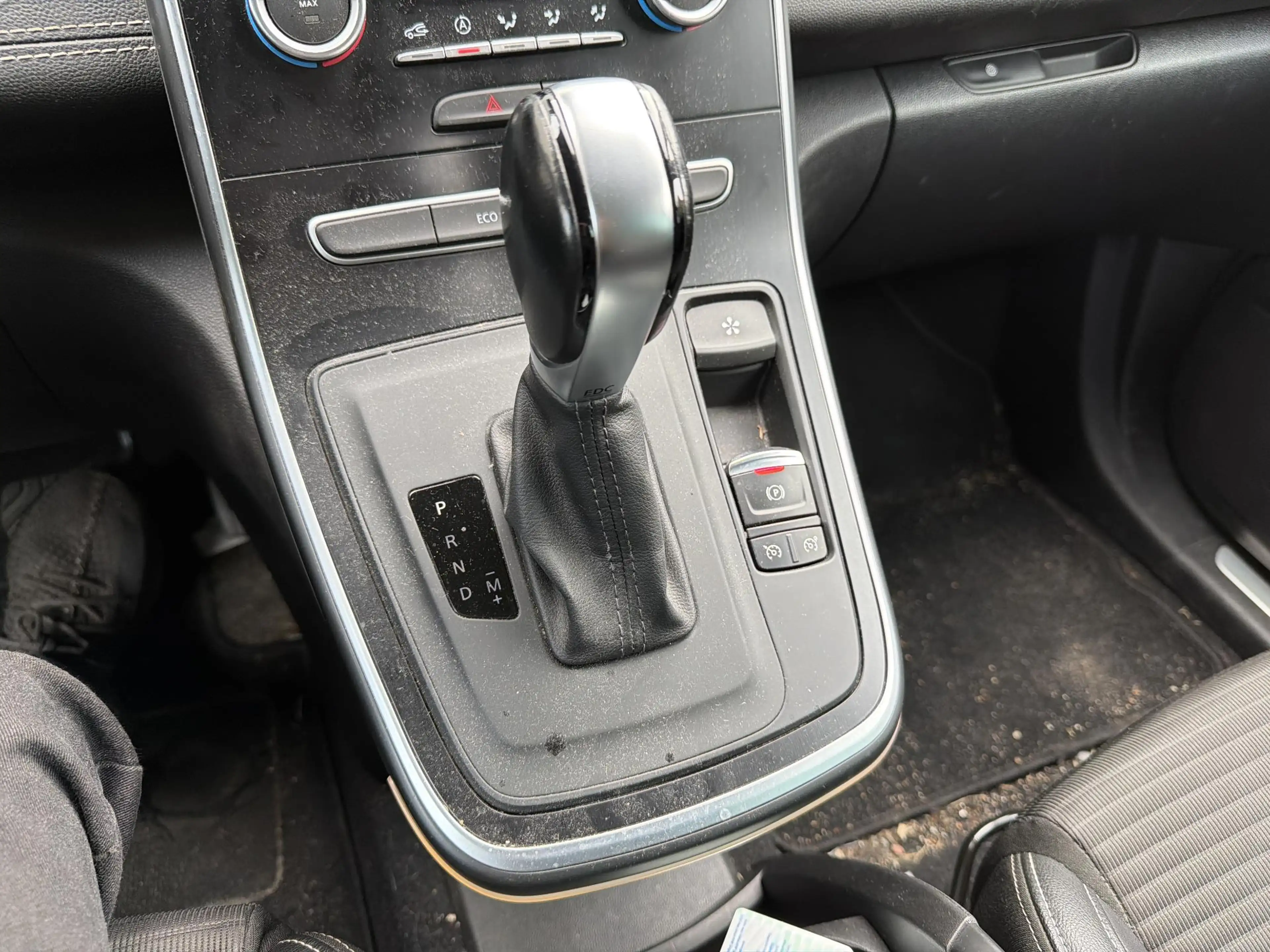 Renault Scenic 1.5 dCi Intens | Cruise | Climate | Navi | Trekhaa — photo 15