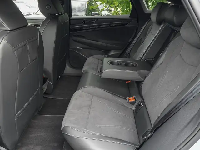 Volkswagen Id.7 view 17