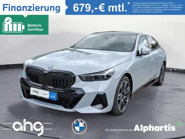 Bmw 550 e xDrive M Sportpaket Panorama Komfortzugang