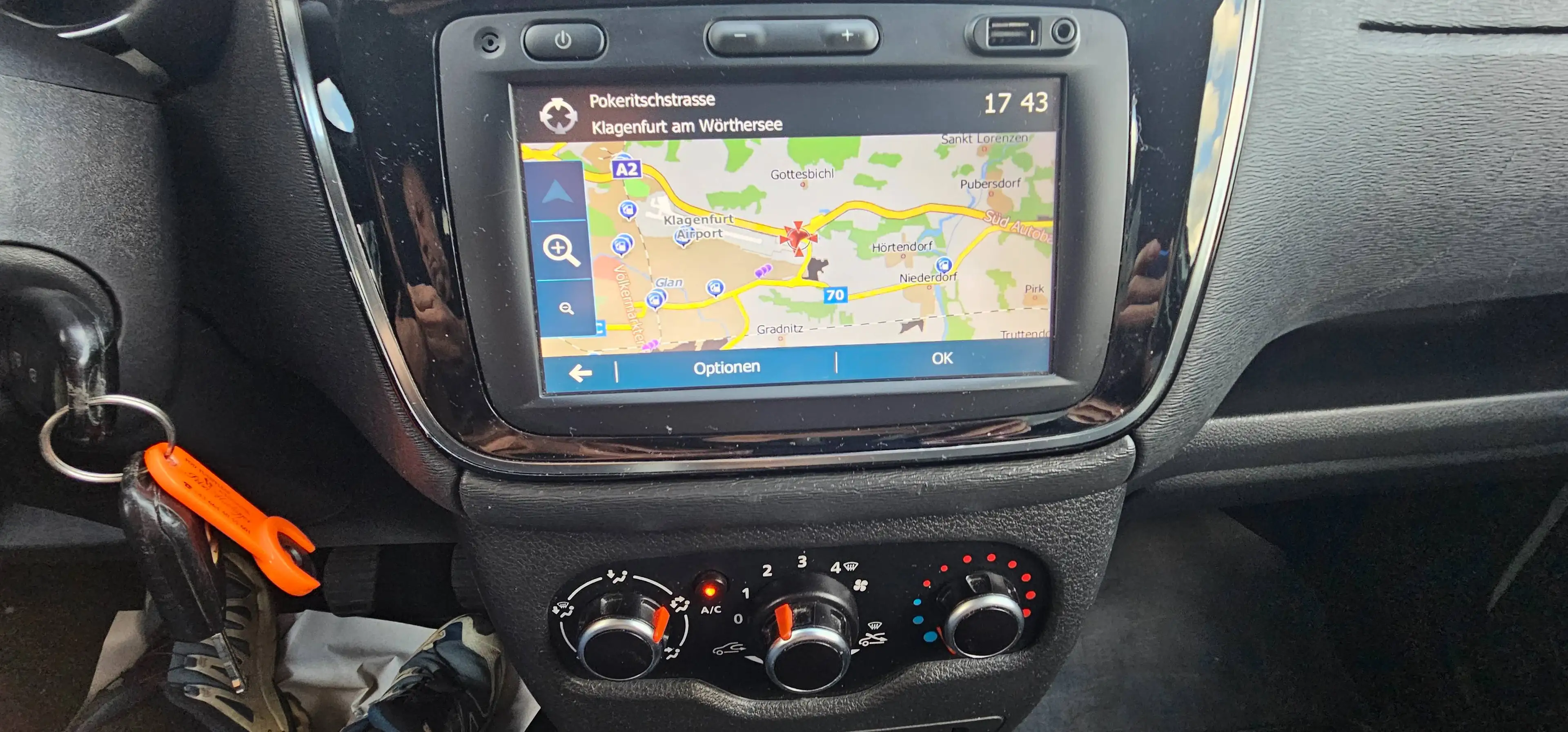 Dacia Lodgy Stepway — photo 15