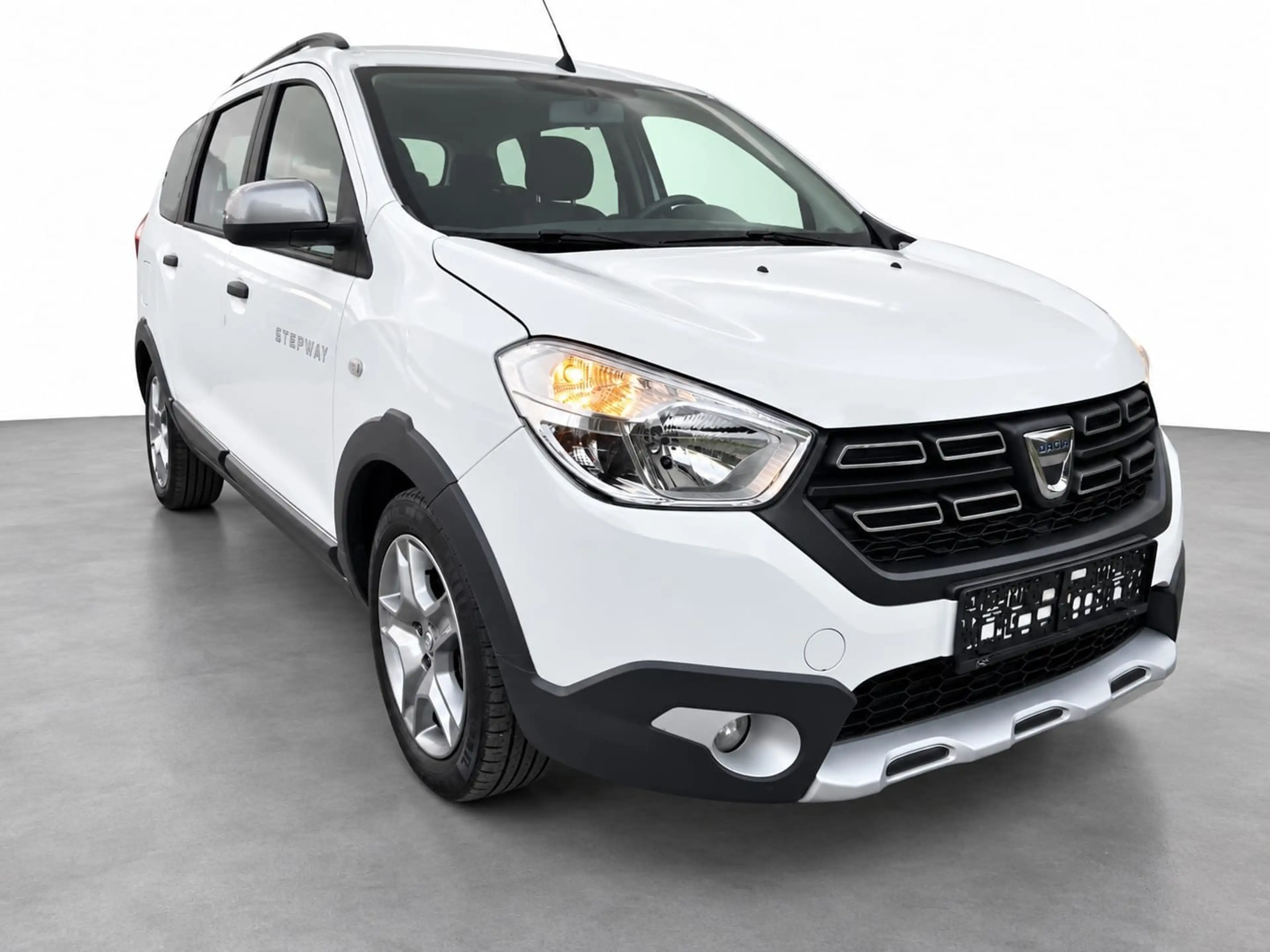 Dacia Lodgy Stepway — photo 4