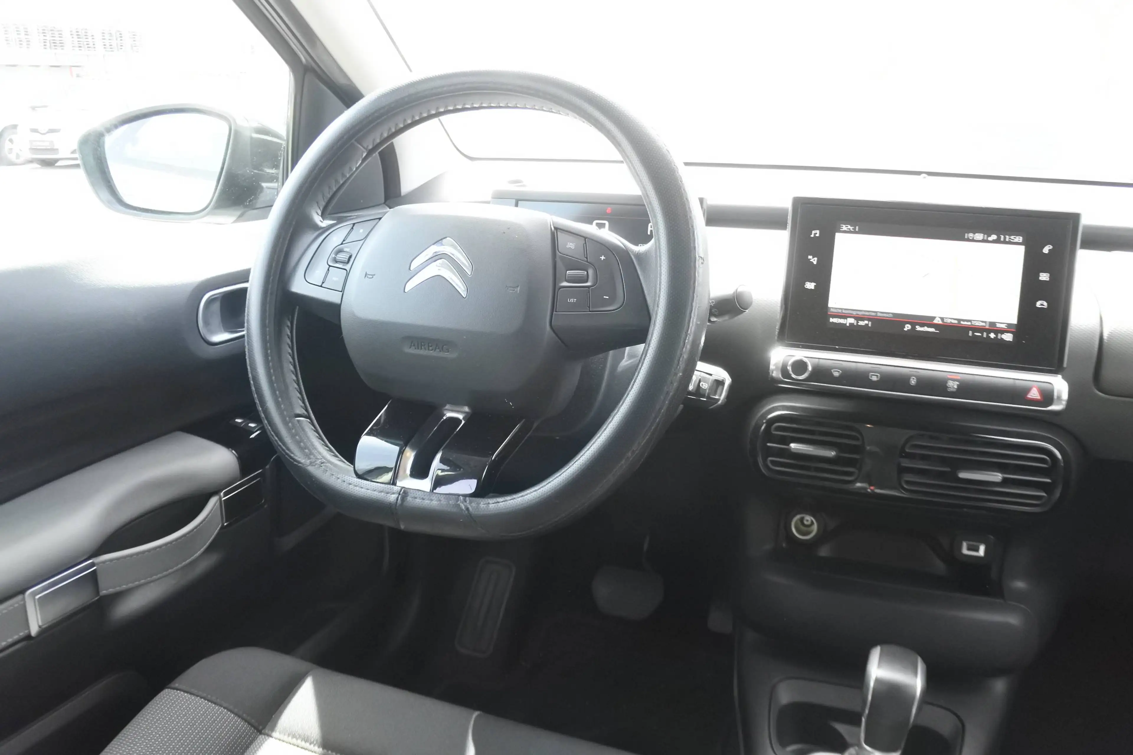 Citroen C4 Cactus C4 Cactus 110 Shine ETG Shine — photo 9