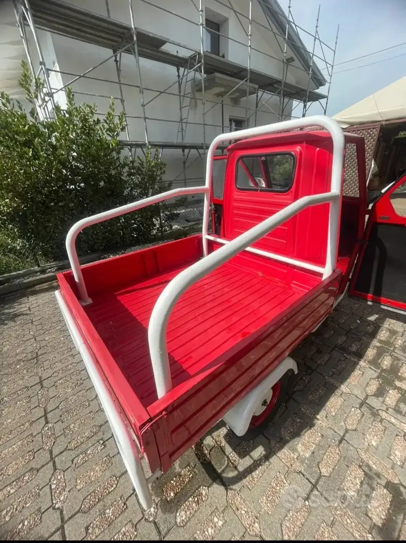 Piaggio Ape Roşu - 2