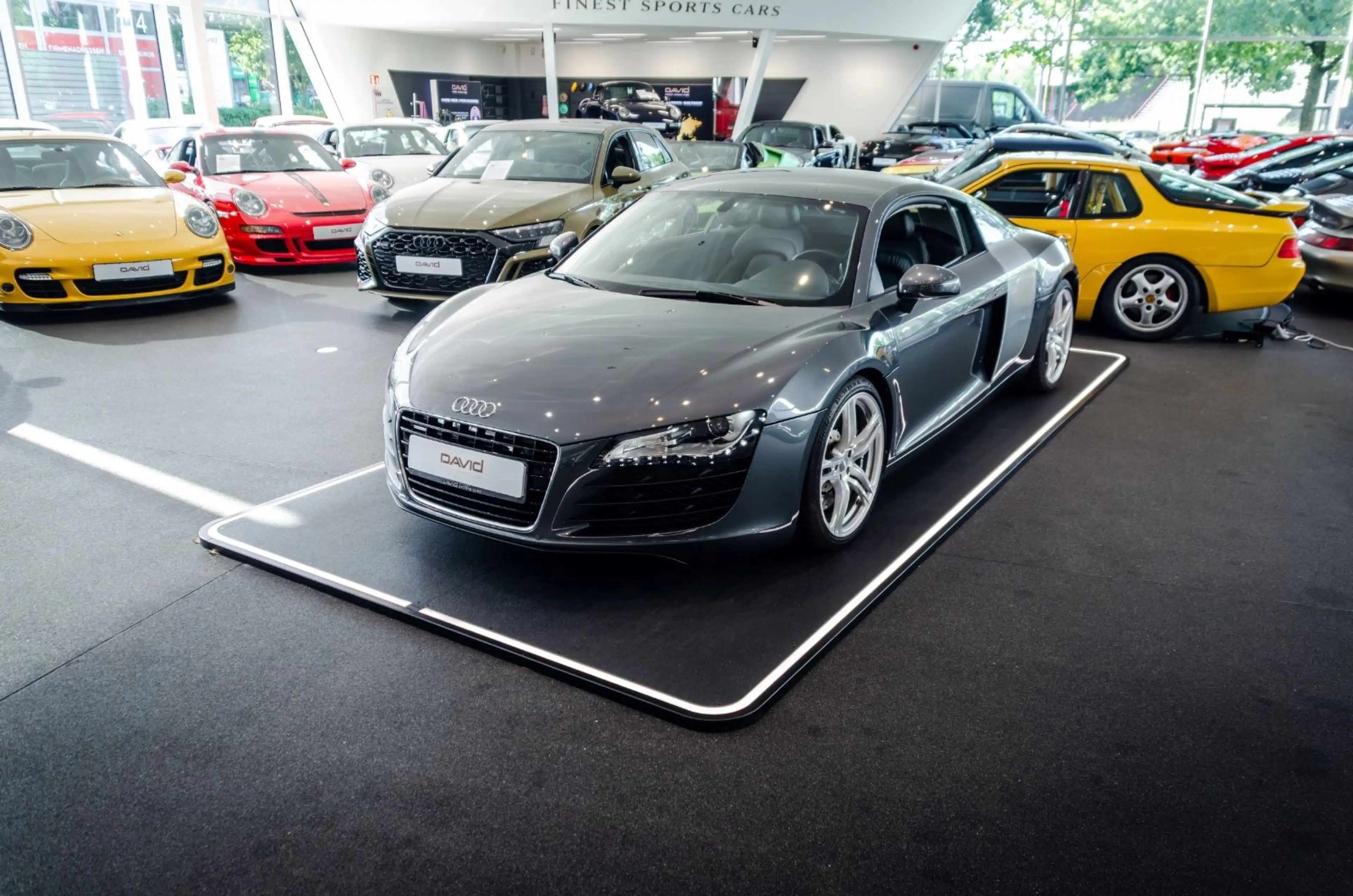 Audi R8 4.2 FSI Quattro *Unfallfrei*Deutsch*B&O* — photo 3
