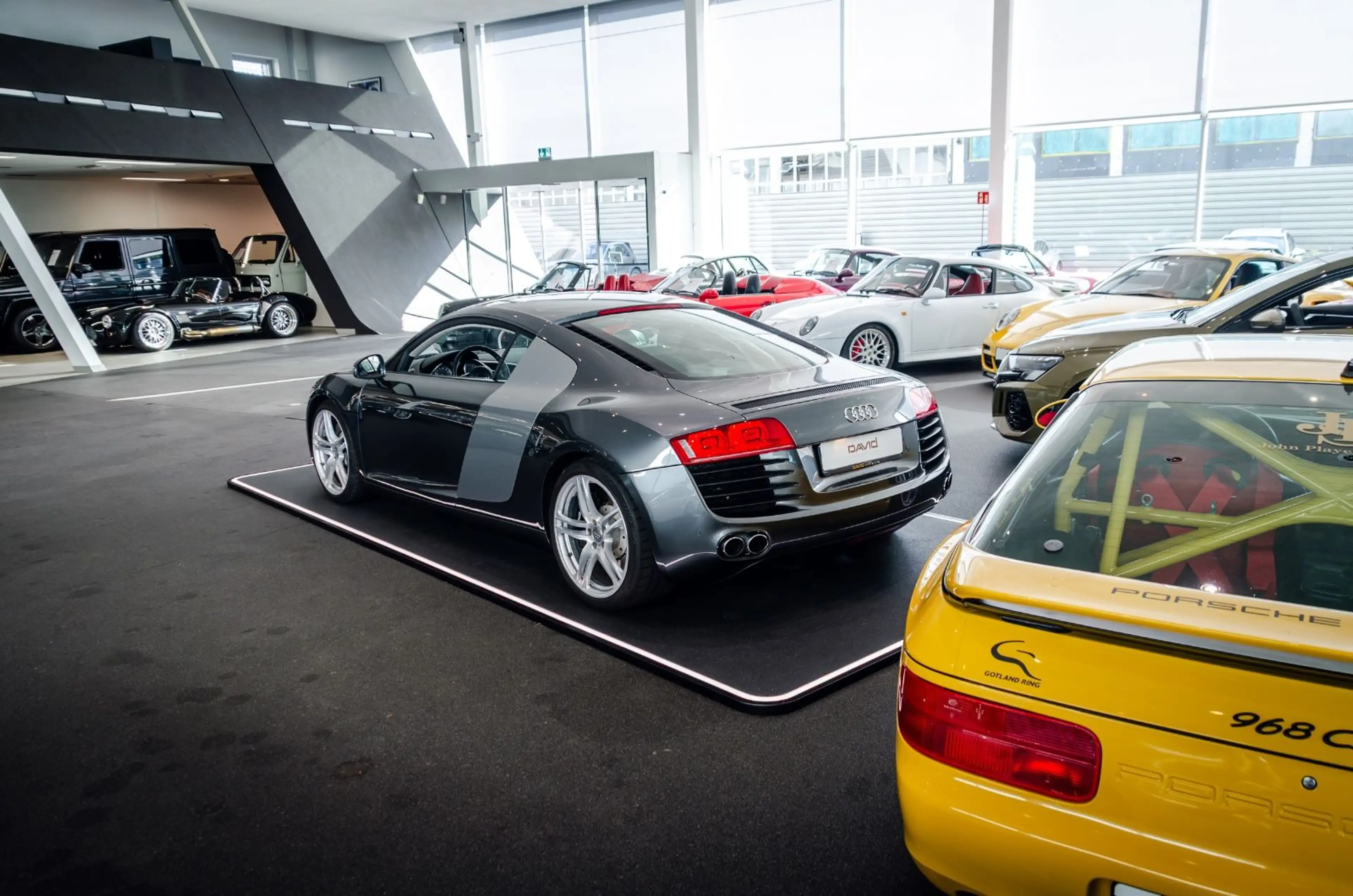 Audi R8 4.2 FSI Quattro *Unfallfrei*Deutsch*B&O* — photo 9