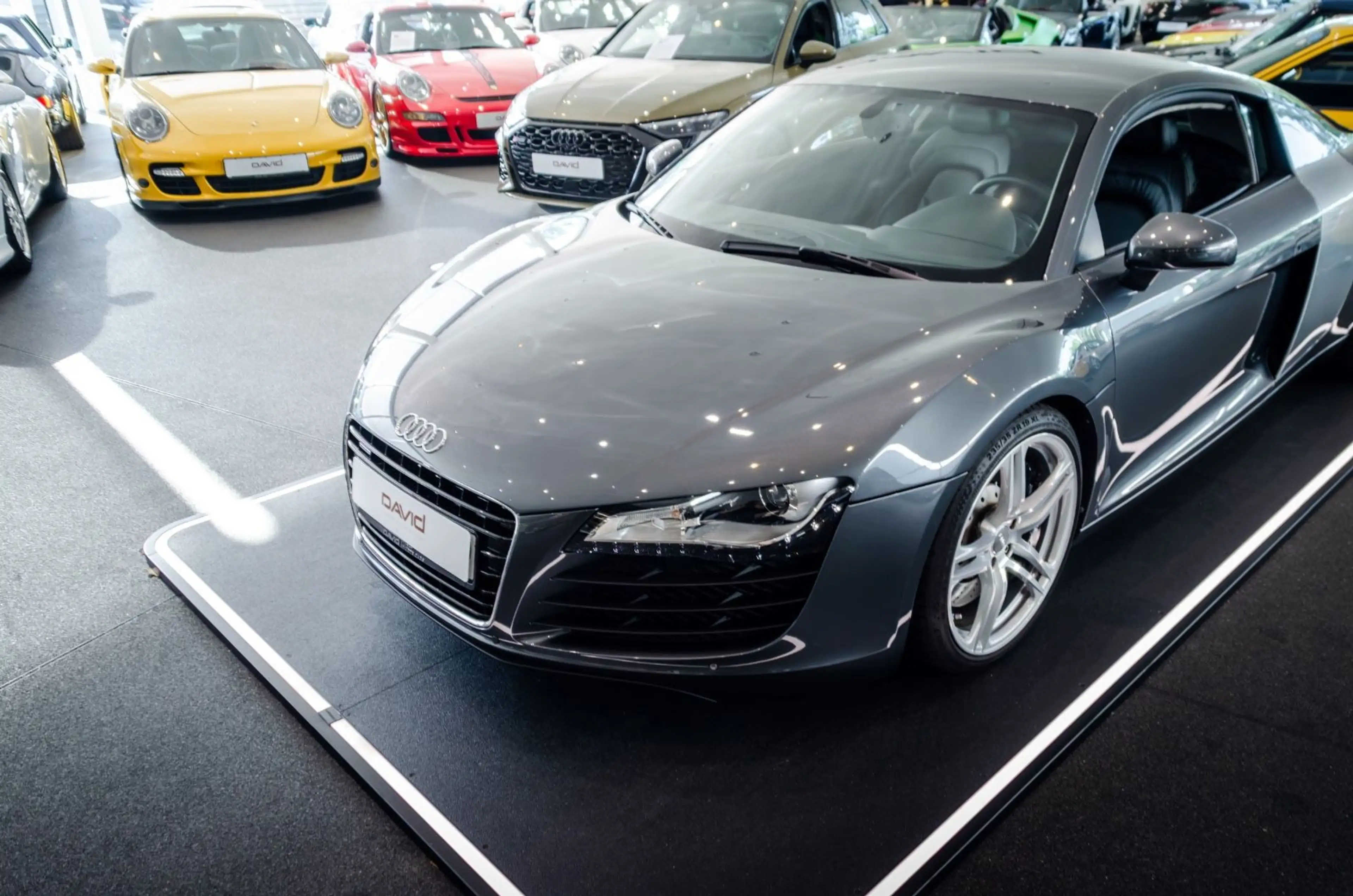 Audi R8 4.2 FSI Quattro *Unfallfrei*Deutsch*B&O* — photo 4