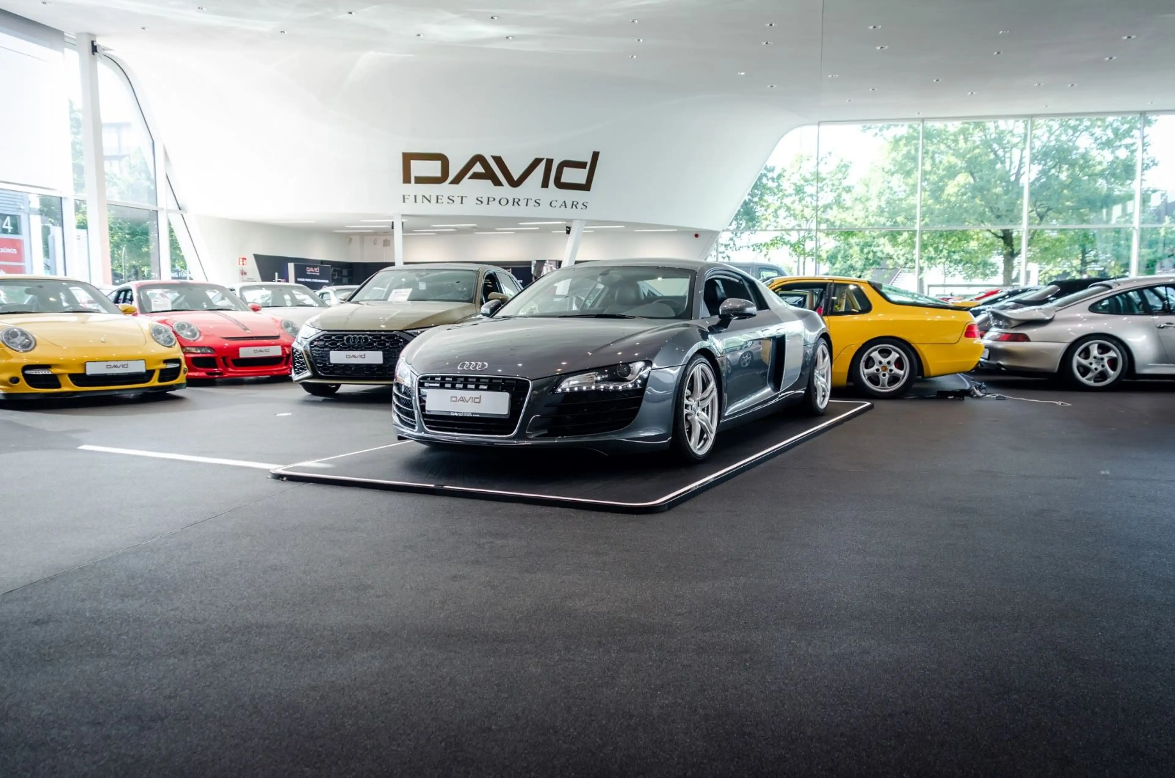 Audi R8 4.2 FSI Quattro *Unfallfrei*Deutsch*B&O* — photo 2