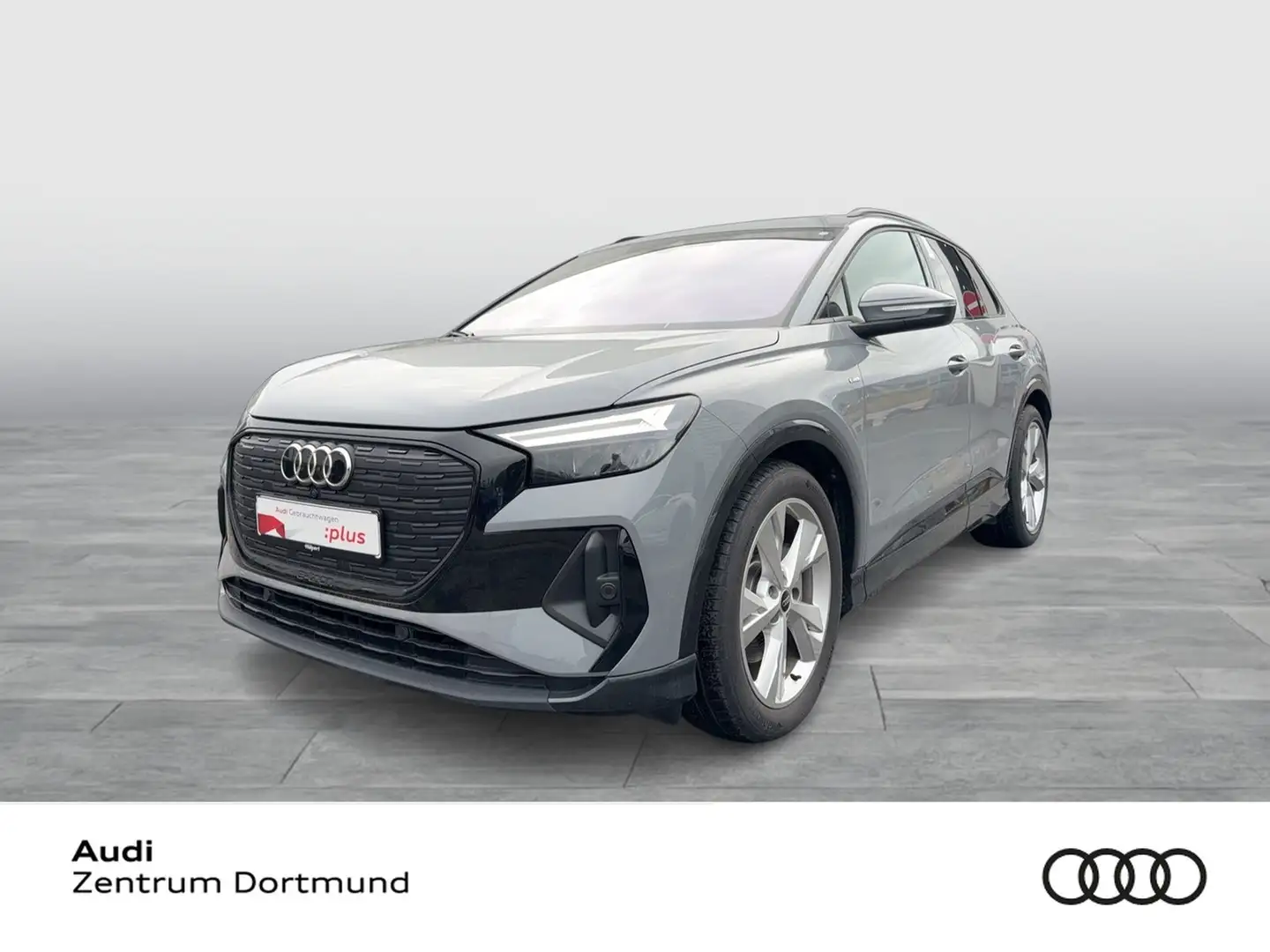 Audi Q4 e-tron 45 quattro S LINE BLACKPAK CAM LM20 Grau - 1