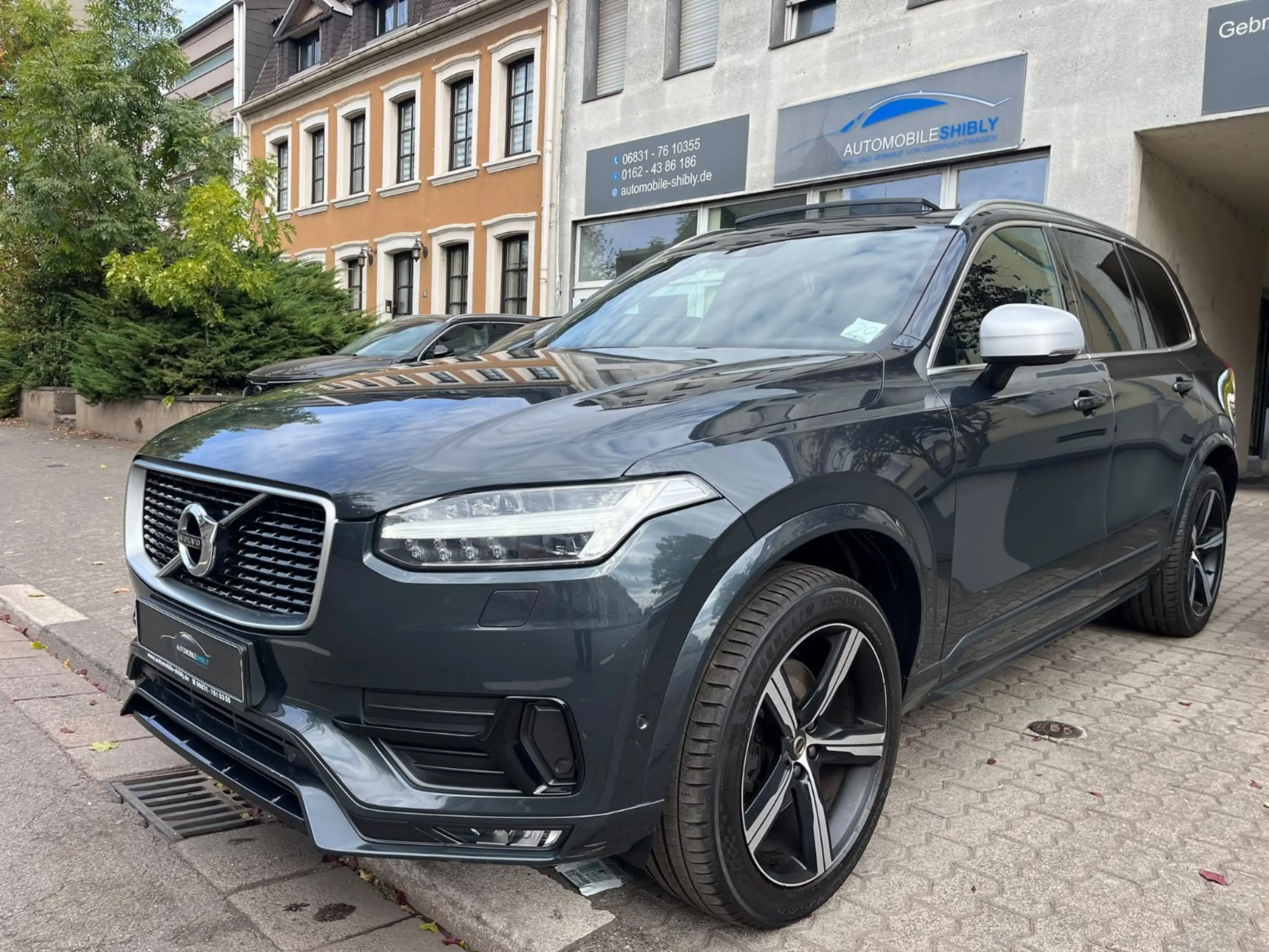 Volvo XC90 R Design AWD 7.Sitze Panorama, Leder