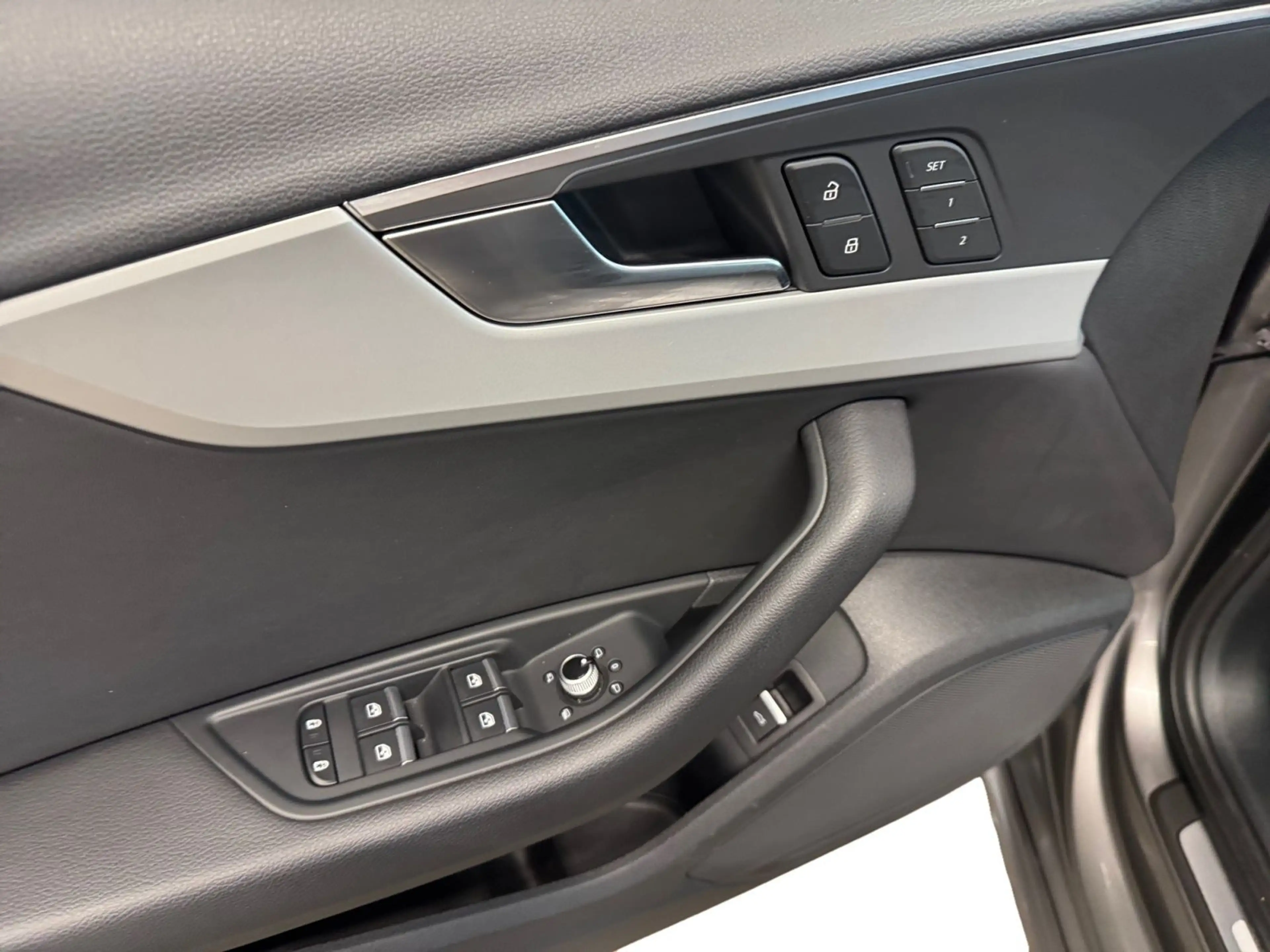 Audi A4 35 TFSI S-TR ADVANCED 5JG+LED+NAVI+ACC — photo 15