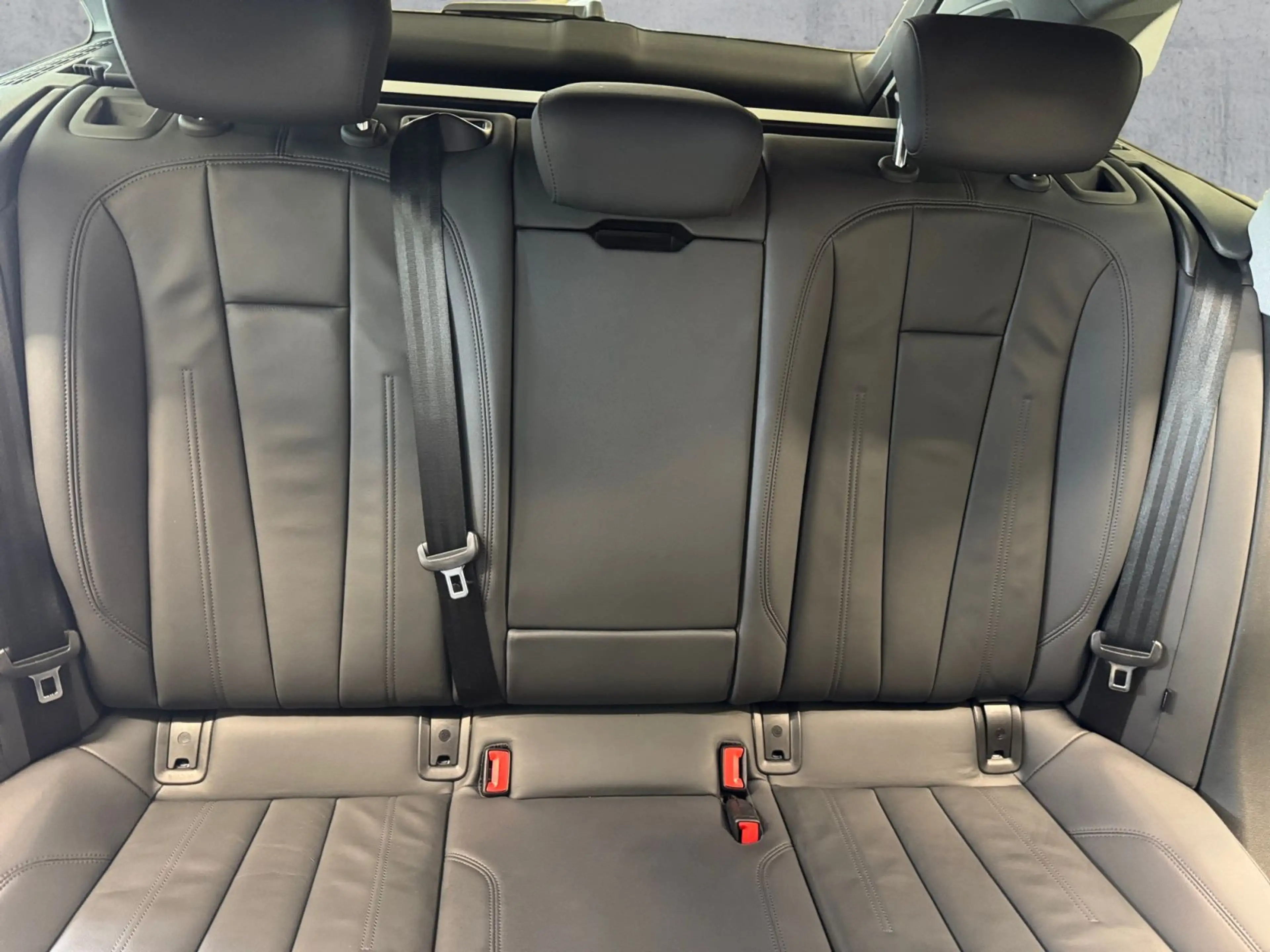 Audi A4 35 TFSI S-TR ADVANCED 5JG+LED+NAVI+ACC — photo 16