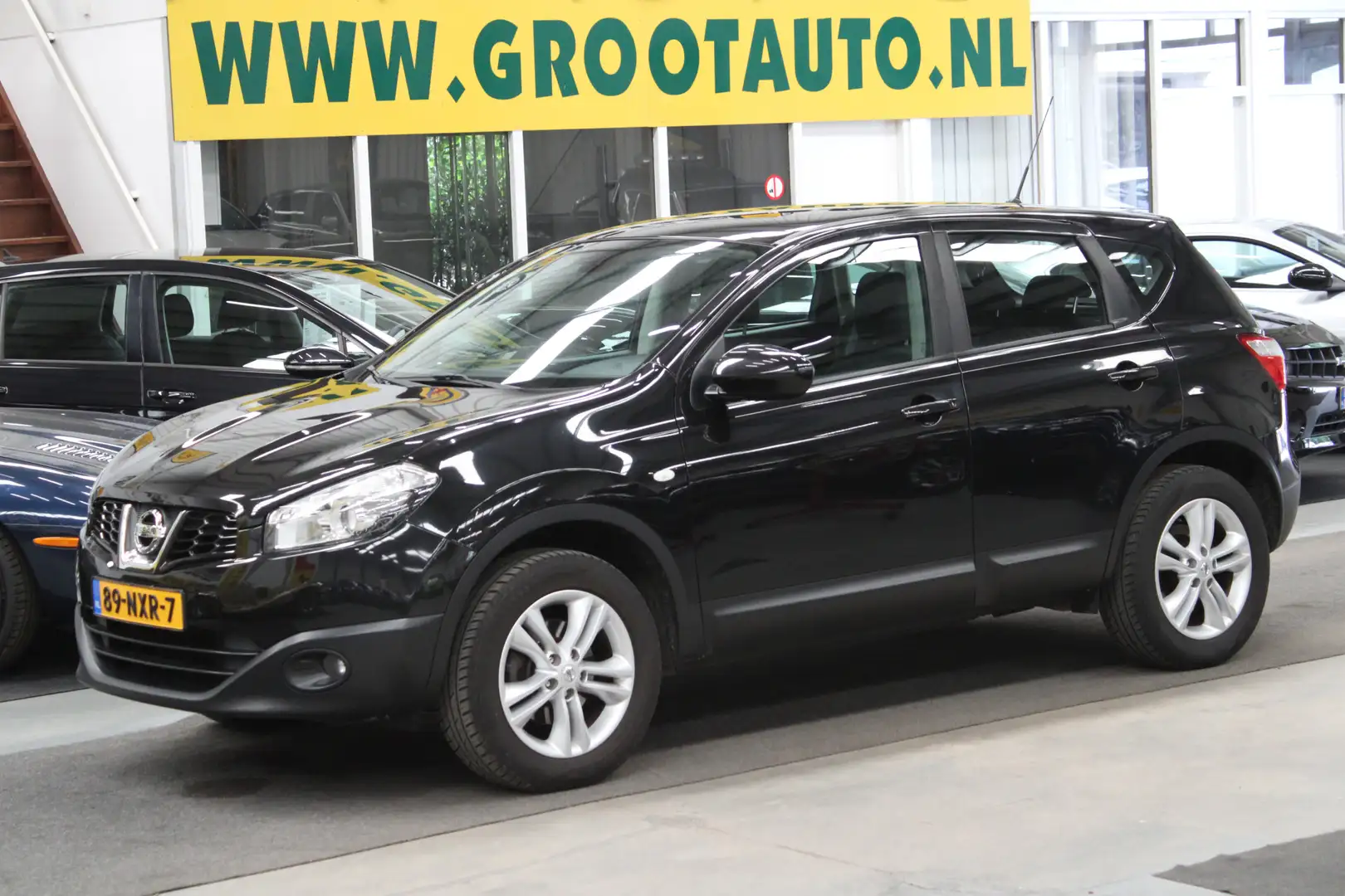 Nissan Qashqai 1.6 Acenta Volledig onderhouden, NAP, Airco, Trekh Zwart - 1