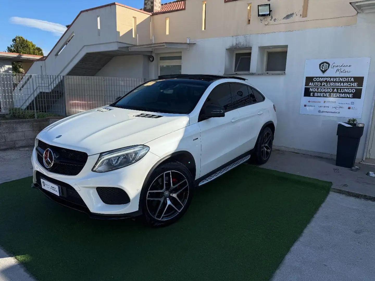 Mercedes-Benz GLE 43 AMG GLE Coupe 43 (450) AMG Sport 4matic auto Bianco - 1