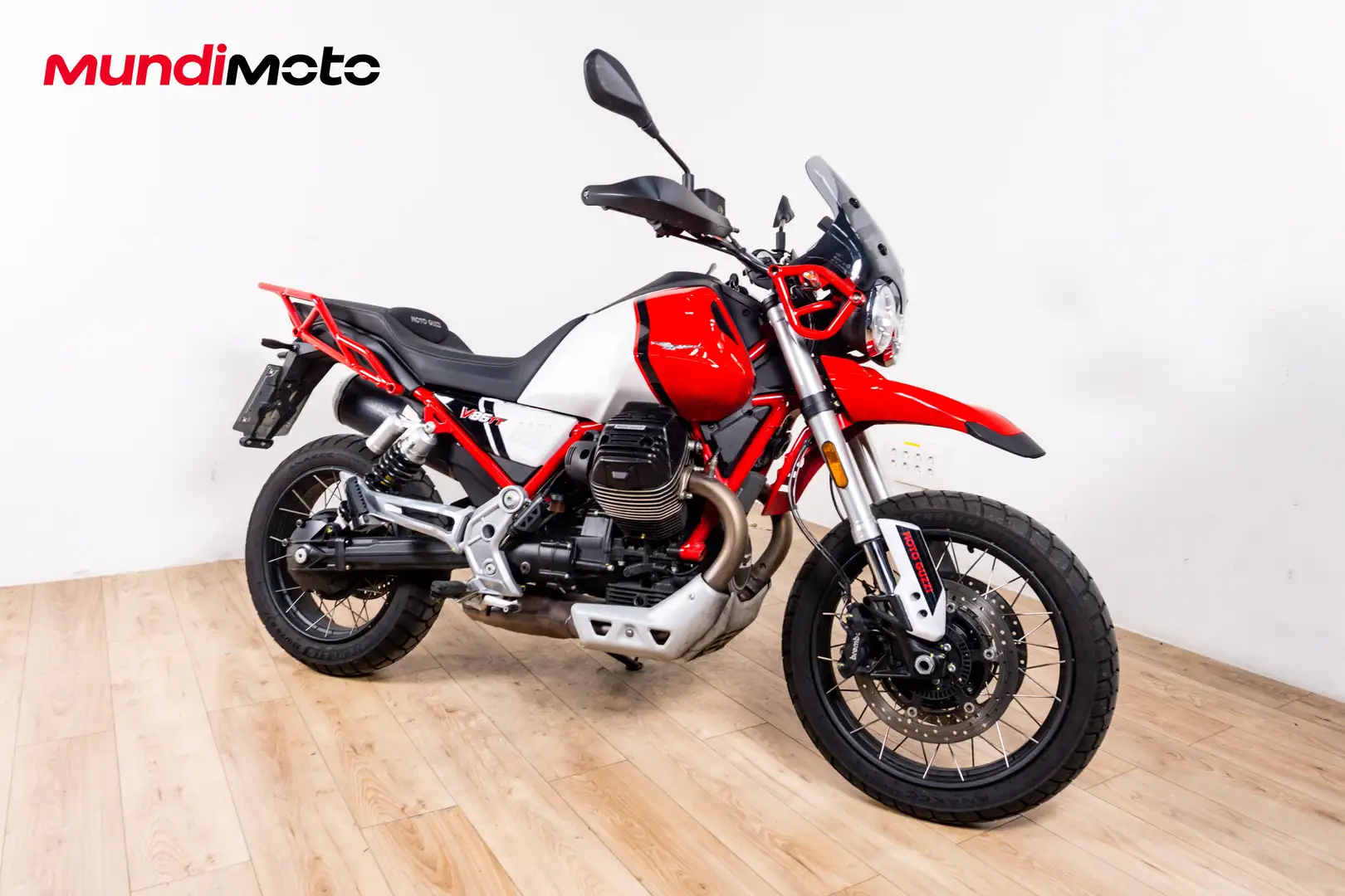 Moto Guzzi V 85 TT - 2