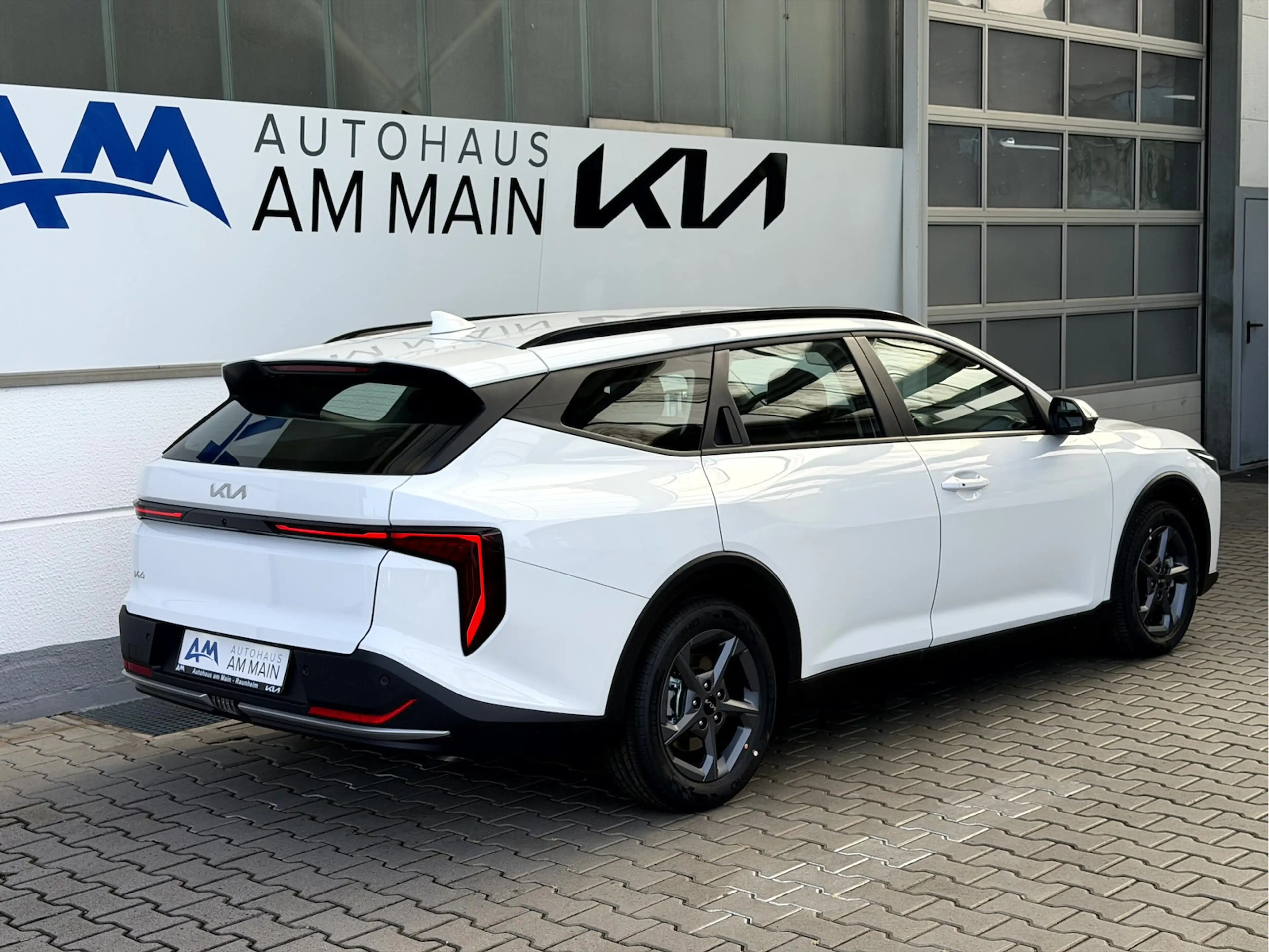 Kia K4 SW 1.6 T 150 DCT VISION — photo 5