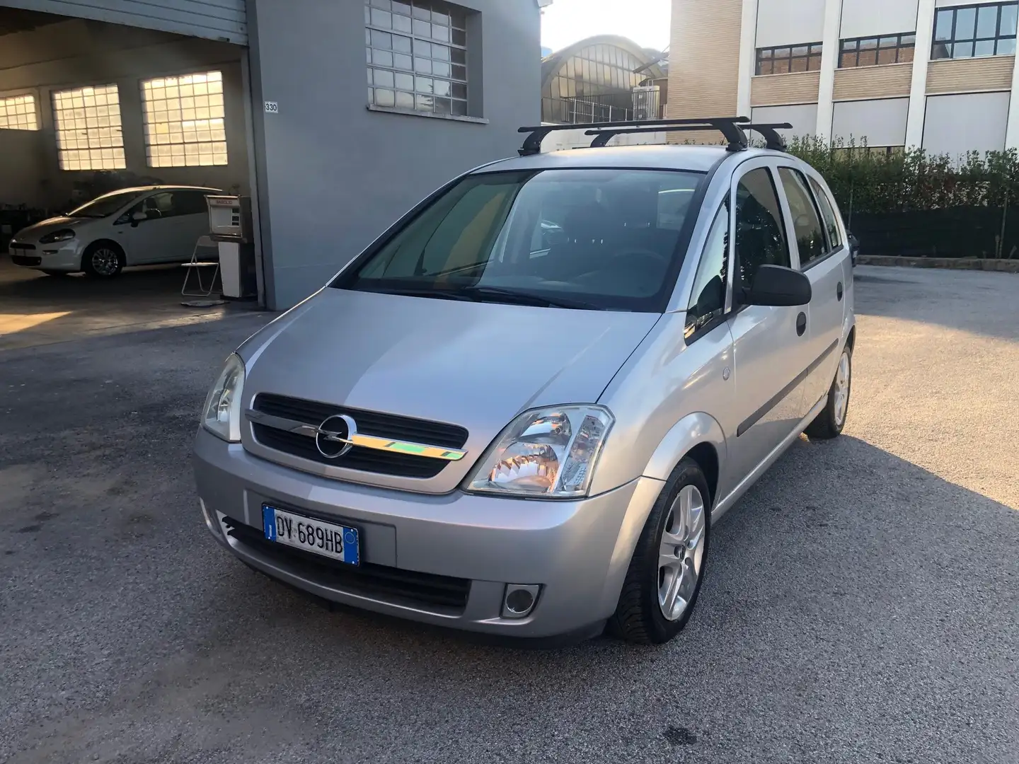 Opel Meriva 14 16v Enjoy  GPL Grijs - 2