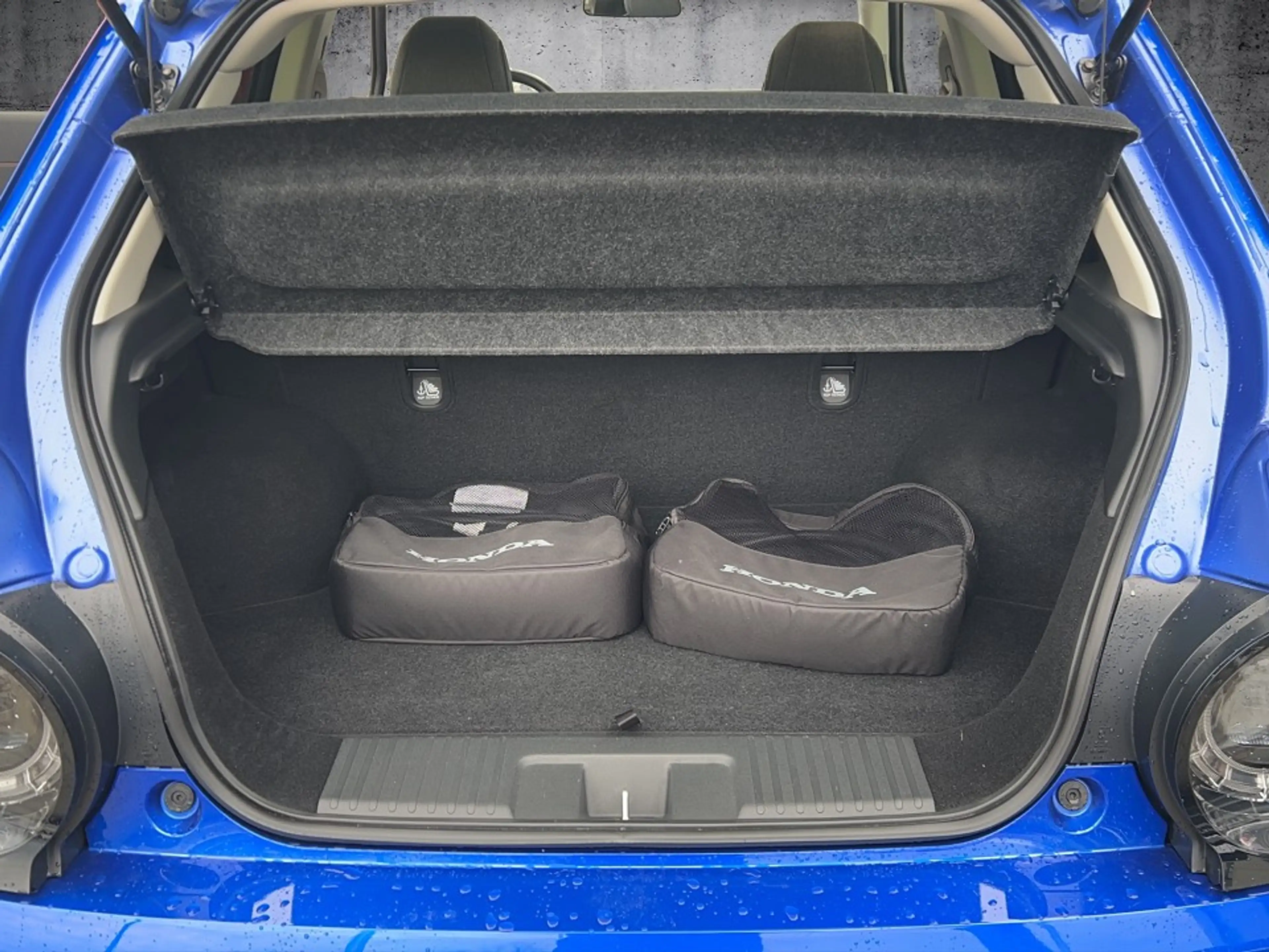 Honda e 1.HAND+NAVI+PANORAMA+ALLWETTER+KAMERA Elektro — photo 9