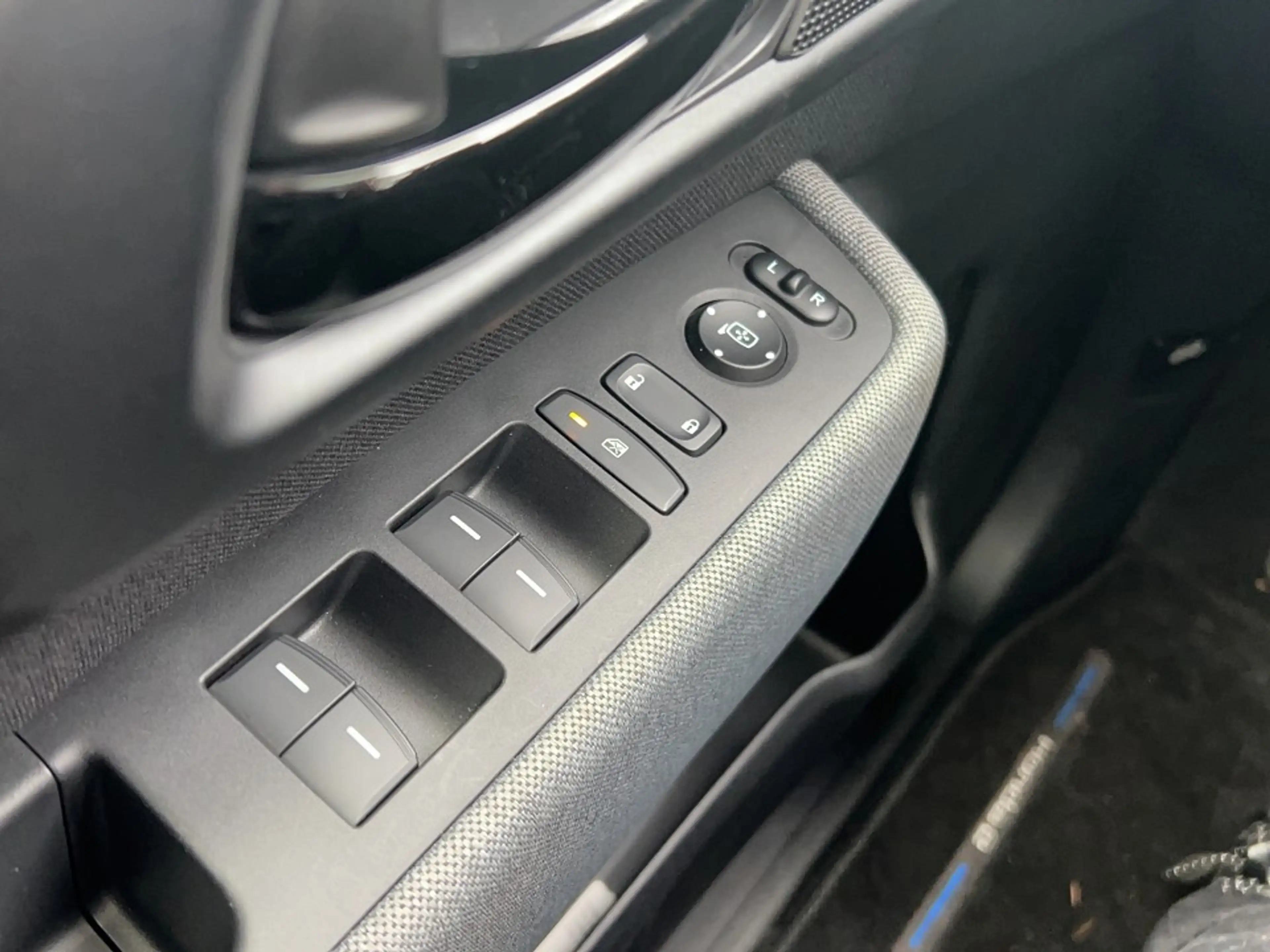 Honda e 1.HAND+NAVI+PANORAMA+ALLWETTER+KAMERA Elektro — photo 16