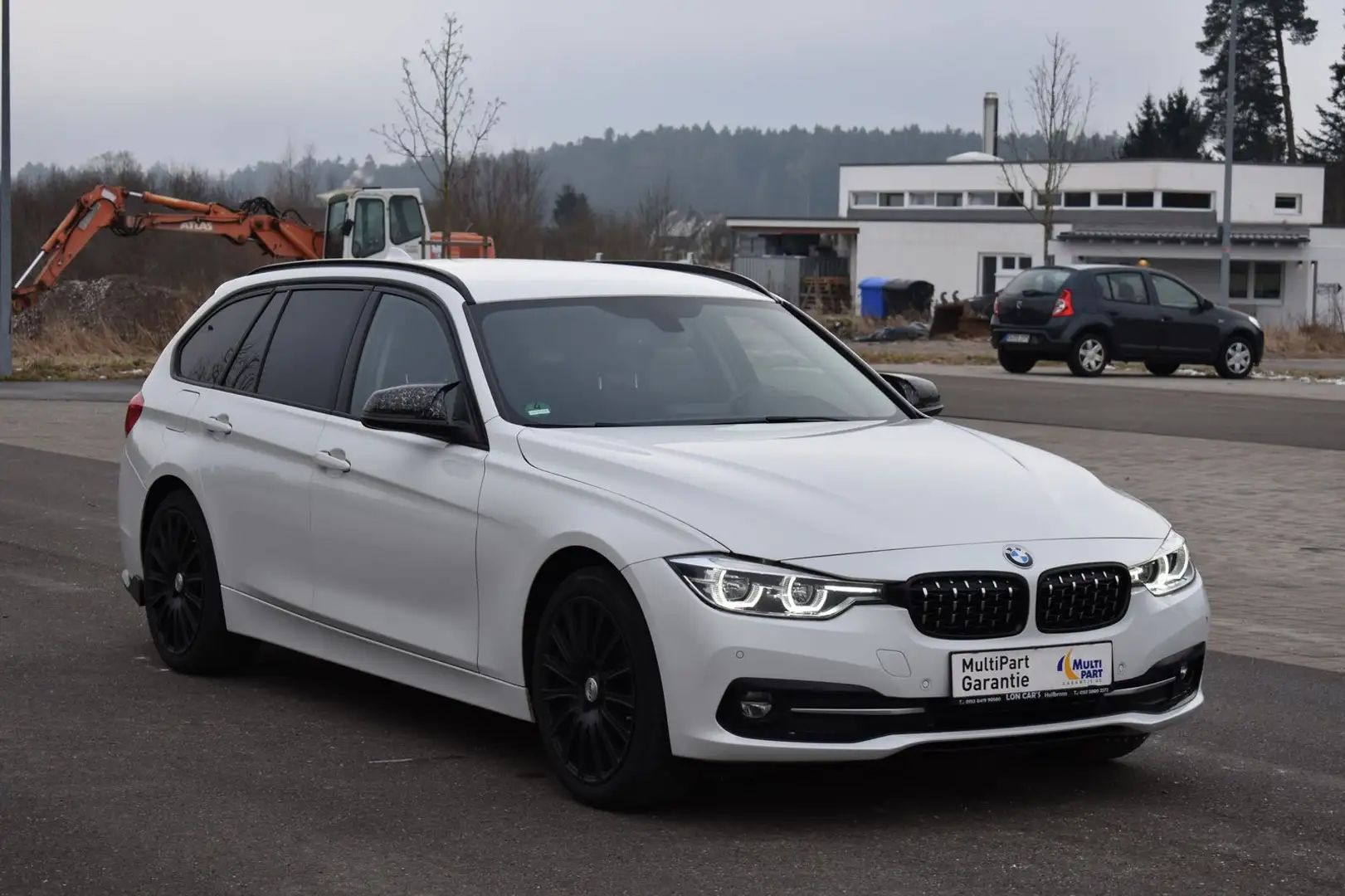 BMW 318 d Sport Line*Touring*LED*AHK*Navi*SHZ*Euro6 Blanc - 2
