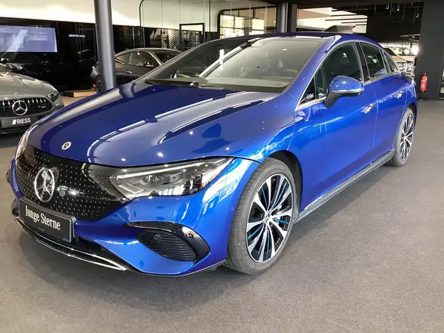 Mercedes-Benz EQE 300 Electric Art Premium AHK Leder HA-Lenkun