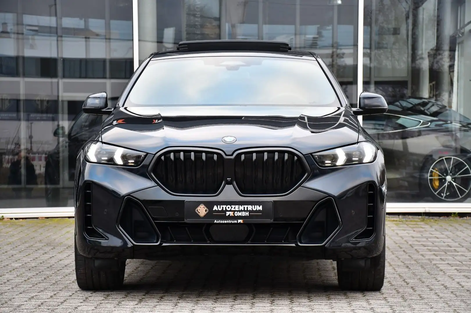 BMW X6 30 d xD M Sport Individual Head Up Iconic H&K Schwarz - 2