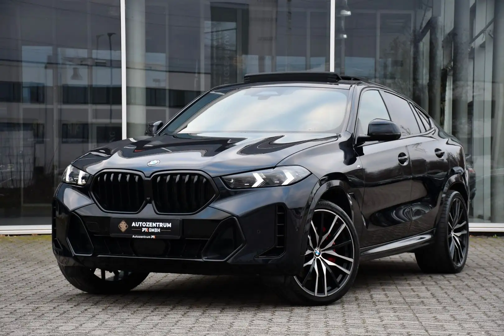 BMW X6 30 d xD M Sport Individual Head Up Iconic H&K Schwarz - 1