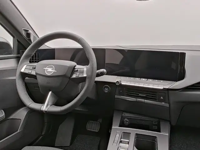 Opel Astra view 14
