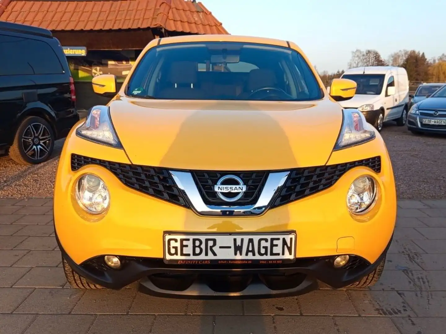 Nissan Juke 1.2 Navi,USB,LED,sehr gepflegt Jaune - 1