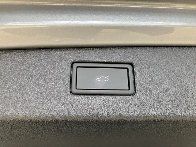 Volkswagen Tiguan Sport TDI 4MOTION DSG Ansicht 8