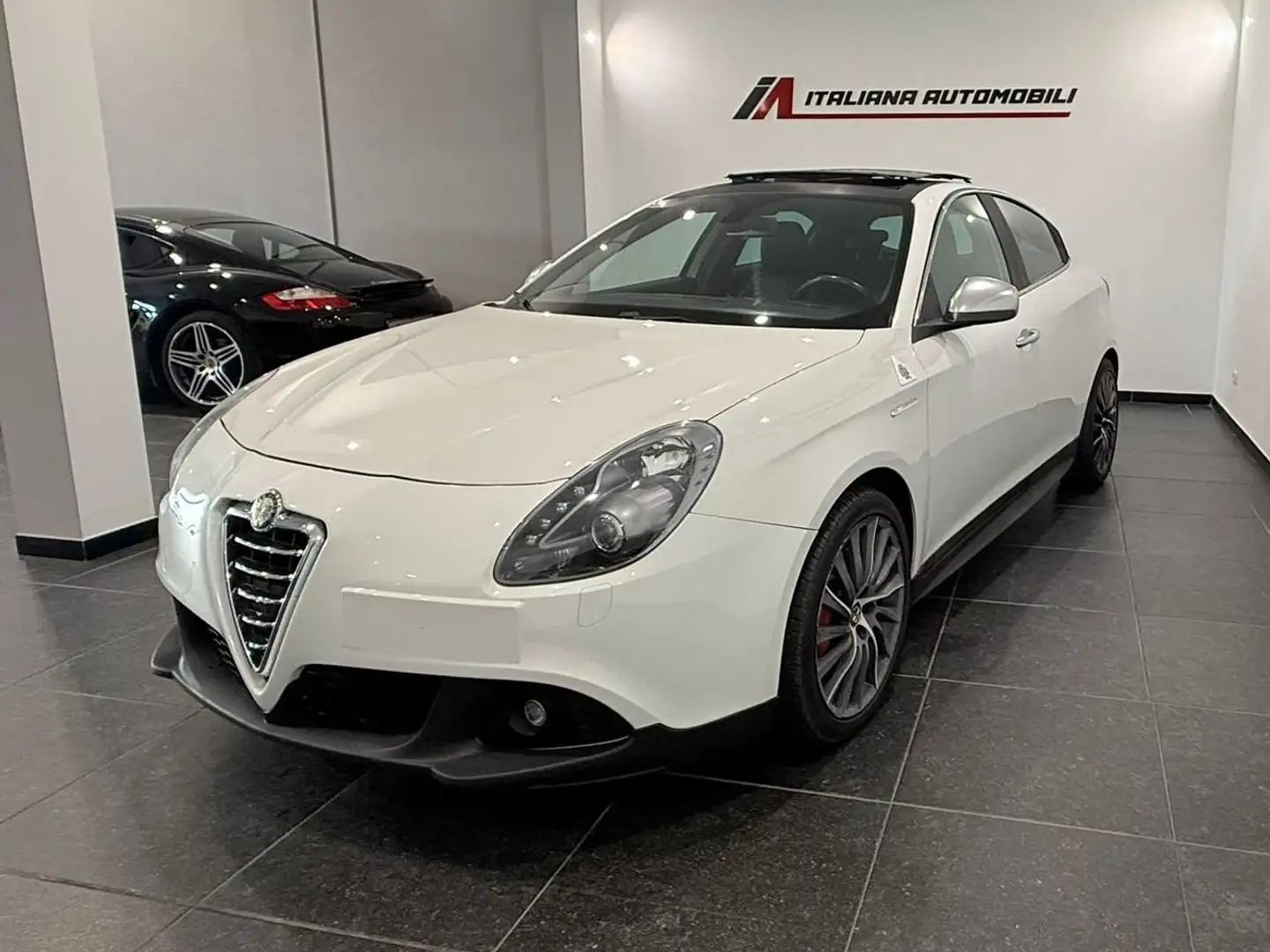 Alfa Romeo Giulietta Giulietta 1750 Quadrifoglio Verde Tetto + Bose Bianco - 2