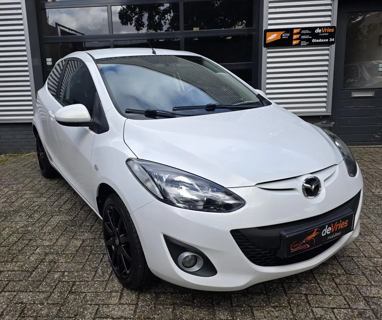 Mazda 2 1.3 TS Plus **AIRCO-APK-PARELMOER** Wit - 1