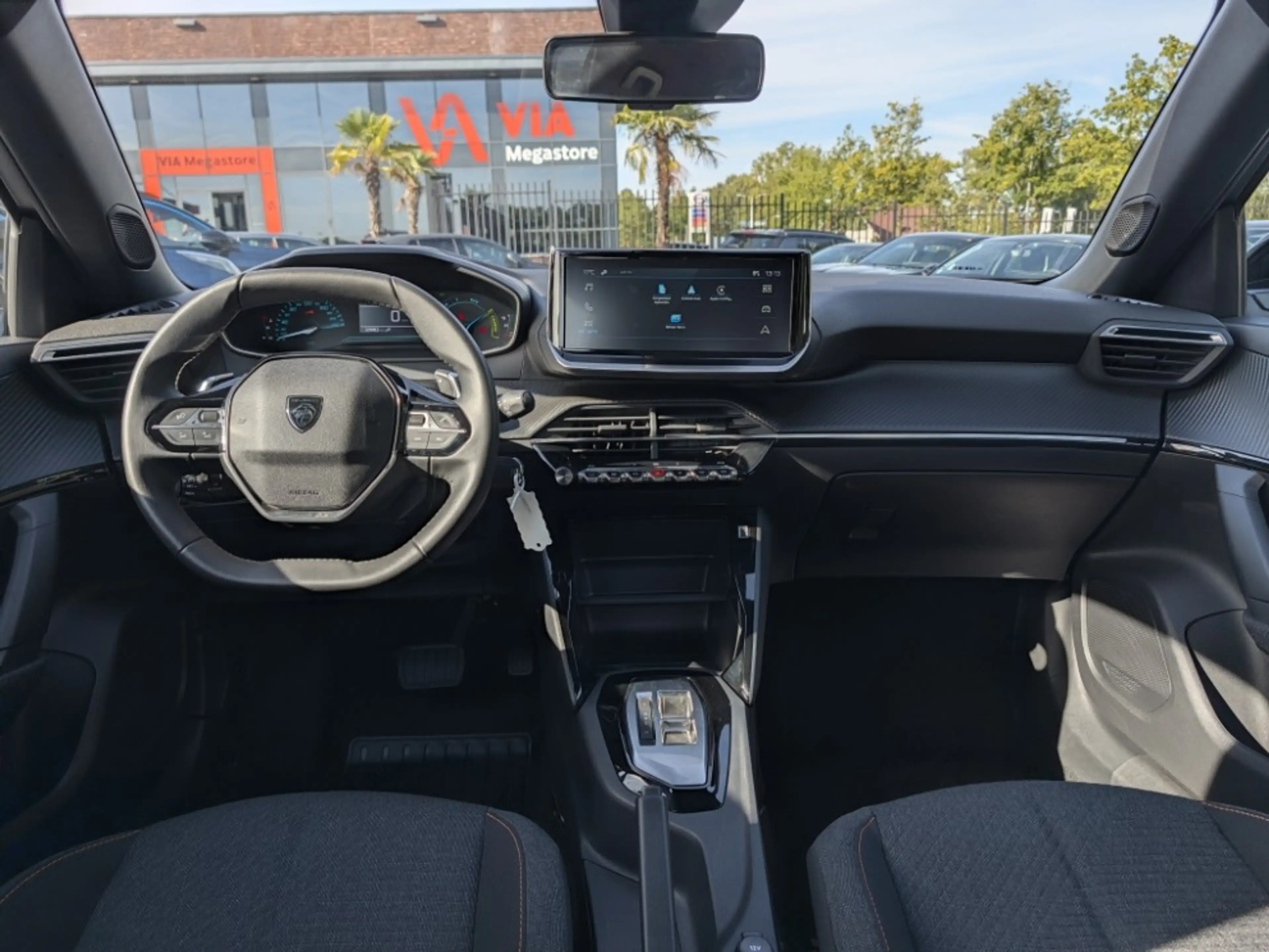 Peugeot 2008 Hybrid Style | 136PK | Carplay | Cruise | LED | PD — photo 2