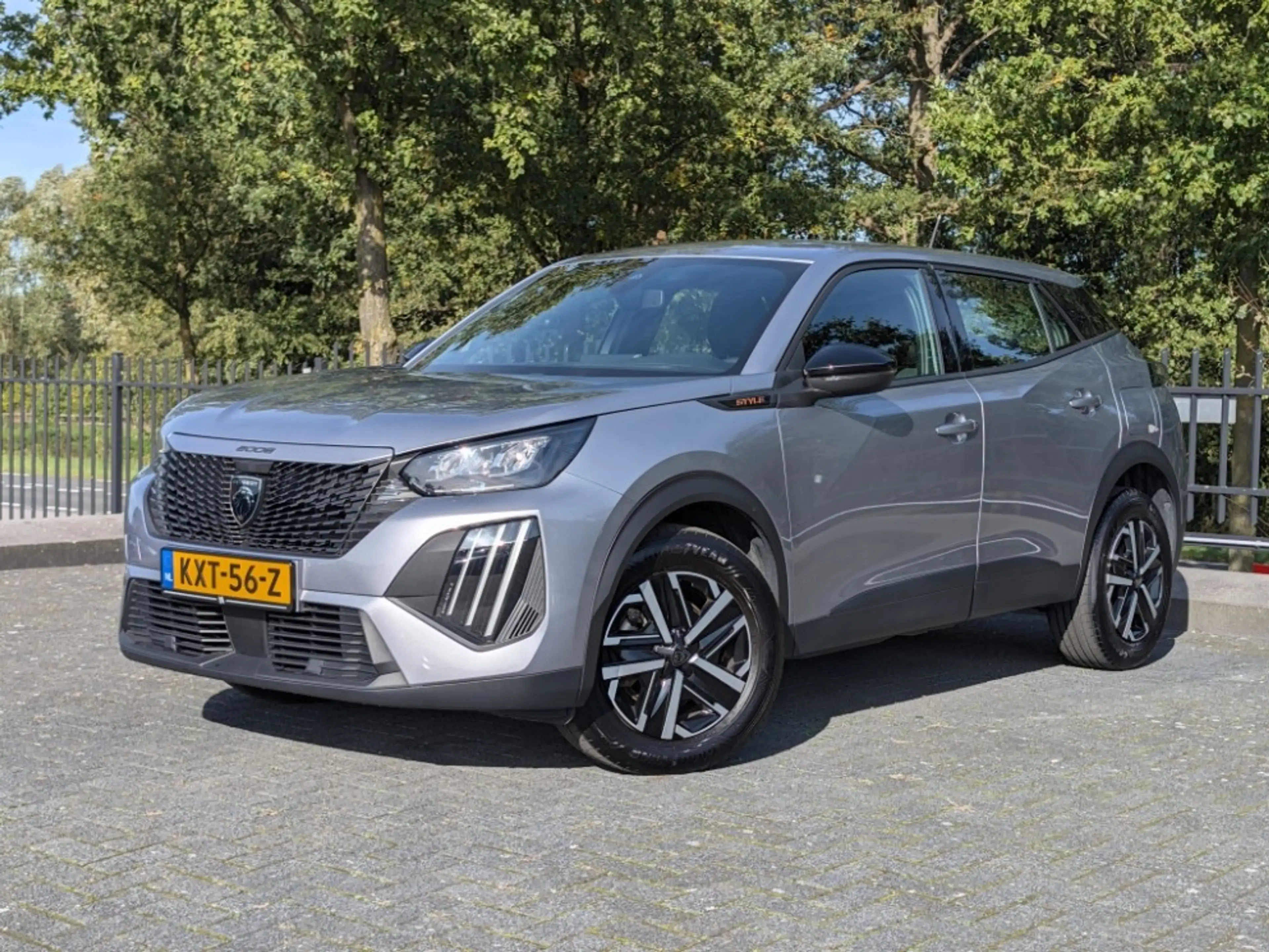 Peugeot 2008 Hybrid Style | 136PK | Carplay | Cruise | LED | PD