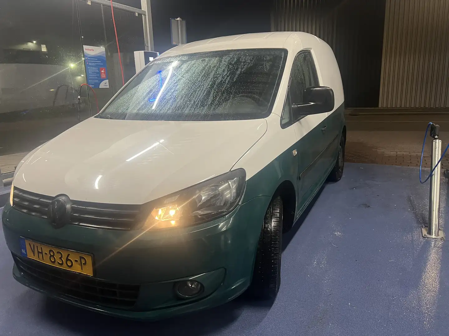 Volkswagen Caddy 1.6 TDI - 1