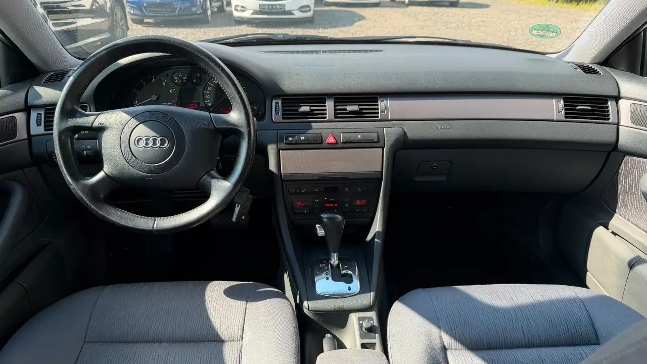 Audi A6 2.4 Xenon AHK Sitzheizung Tempomat PDC, foto 11