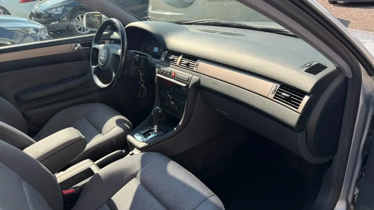 Audi A6 2.4 Xenon AHK Sitzheizung Tempomat PDC, foto 9