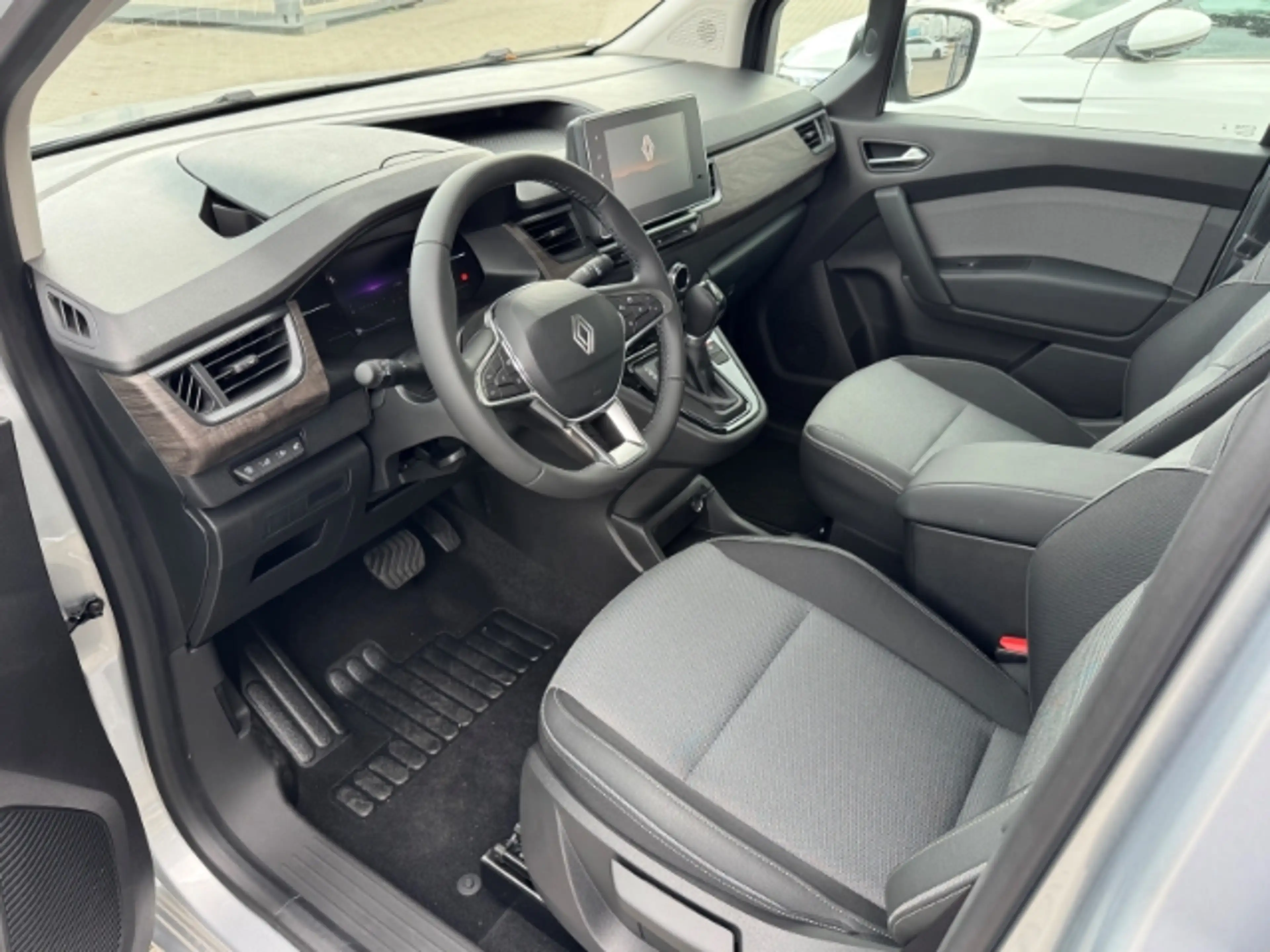 Renault Kangoo III Techno 1.3 TCe130 EDC 7 Sitzer — photo 15