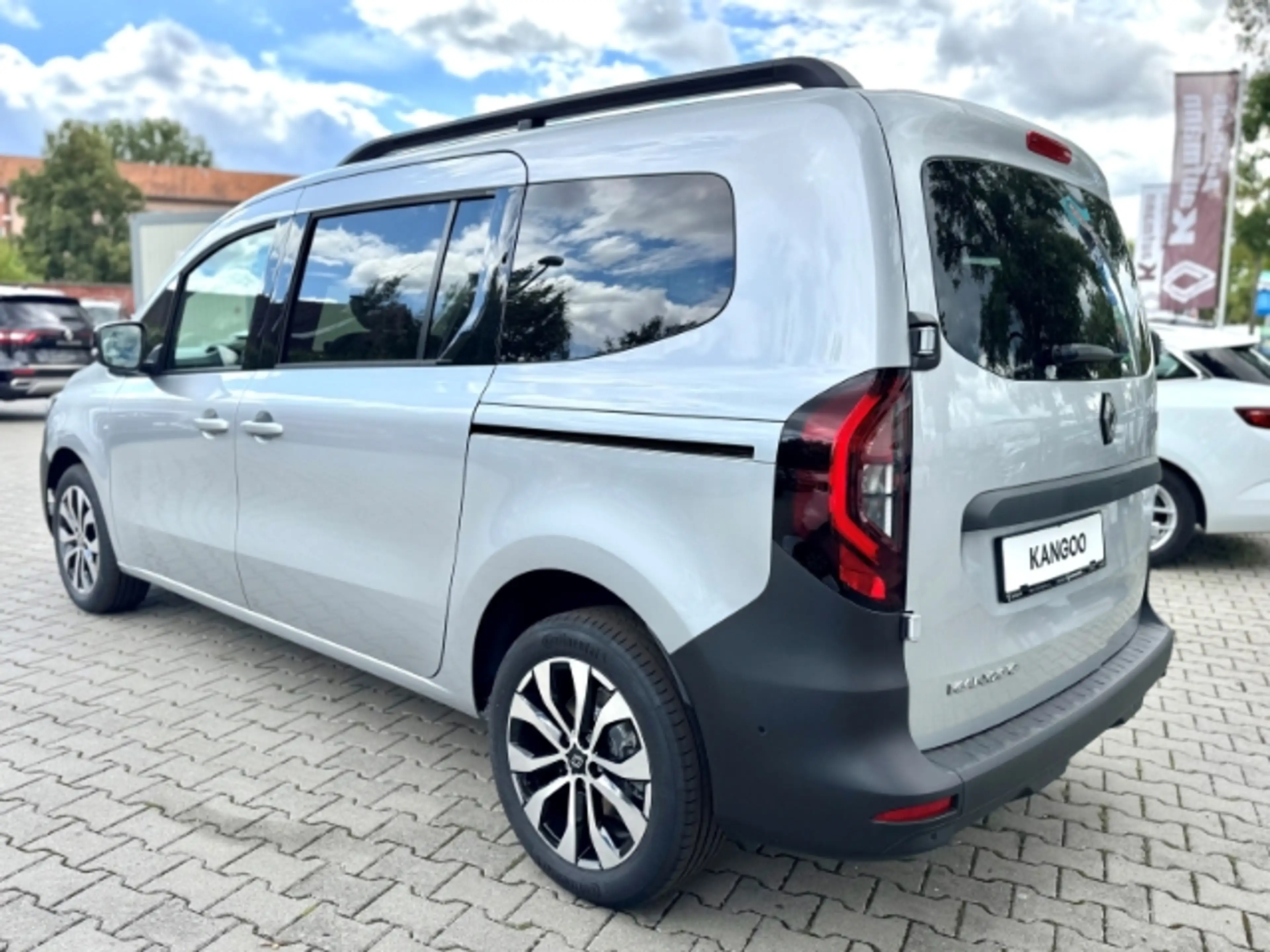 Renault Kangoo III Techno 1.3 TCe130 EDC 7 Sitzer — photo 6