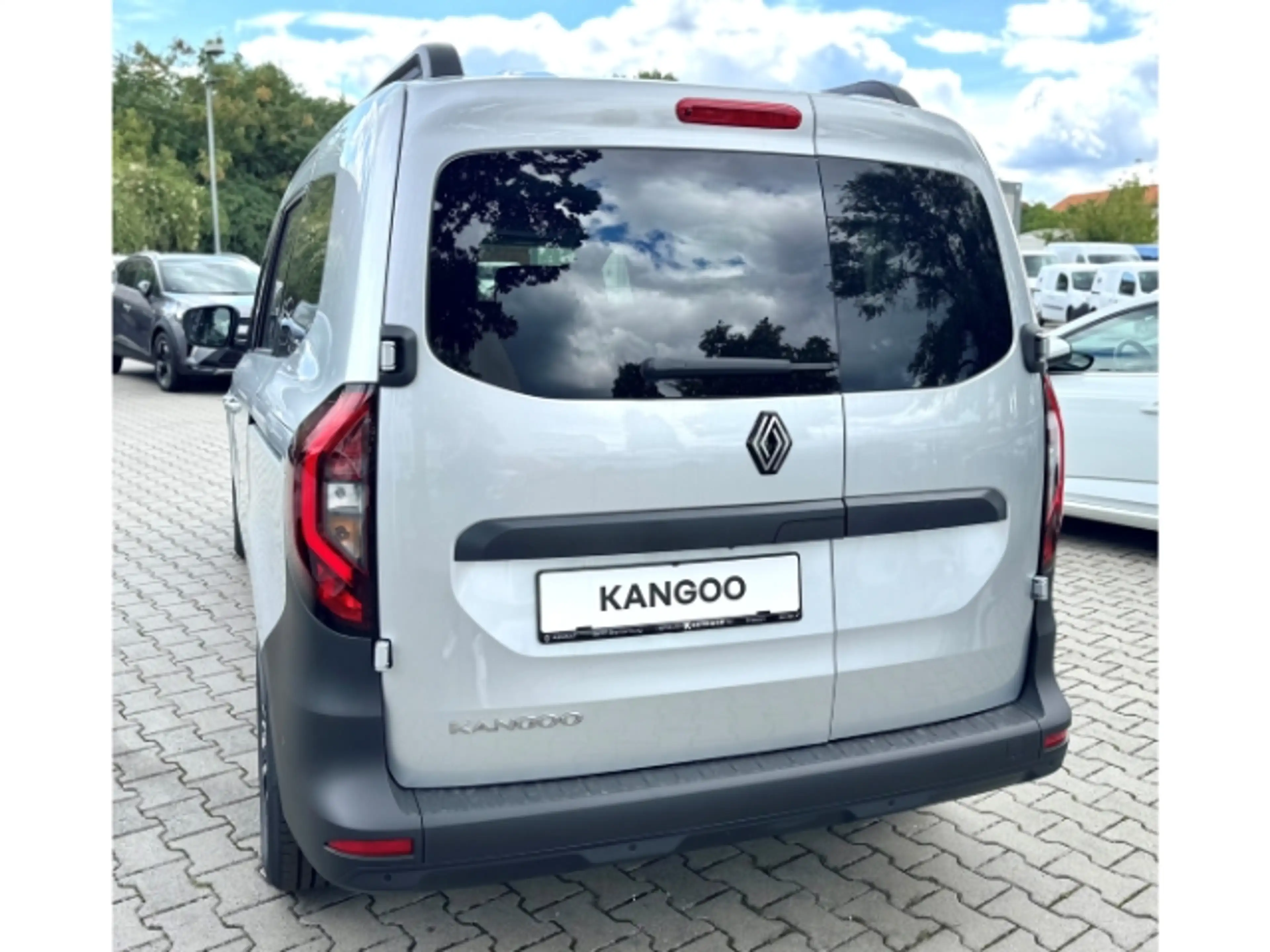 Renault Kangoo III Techno 1.3 TCe130 EDC 7 Sitzer — photo 4