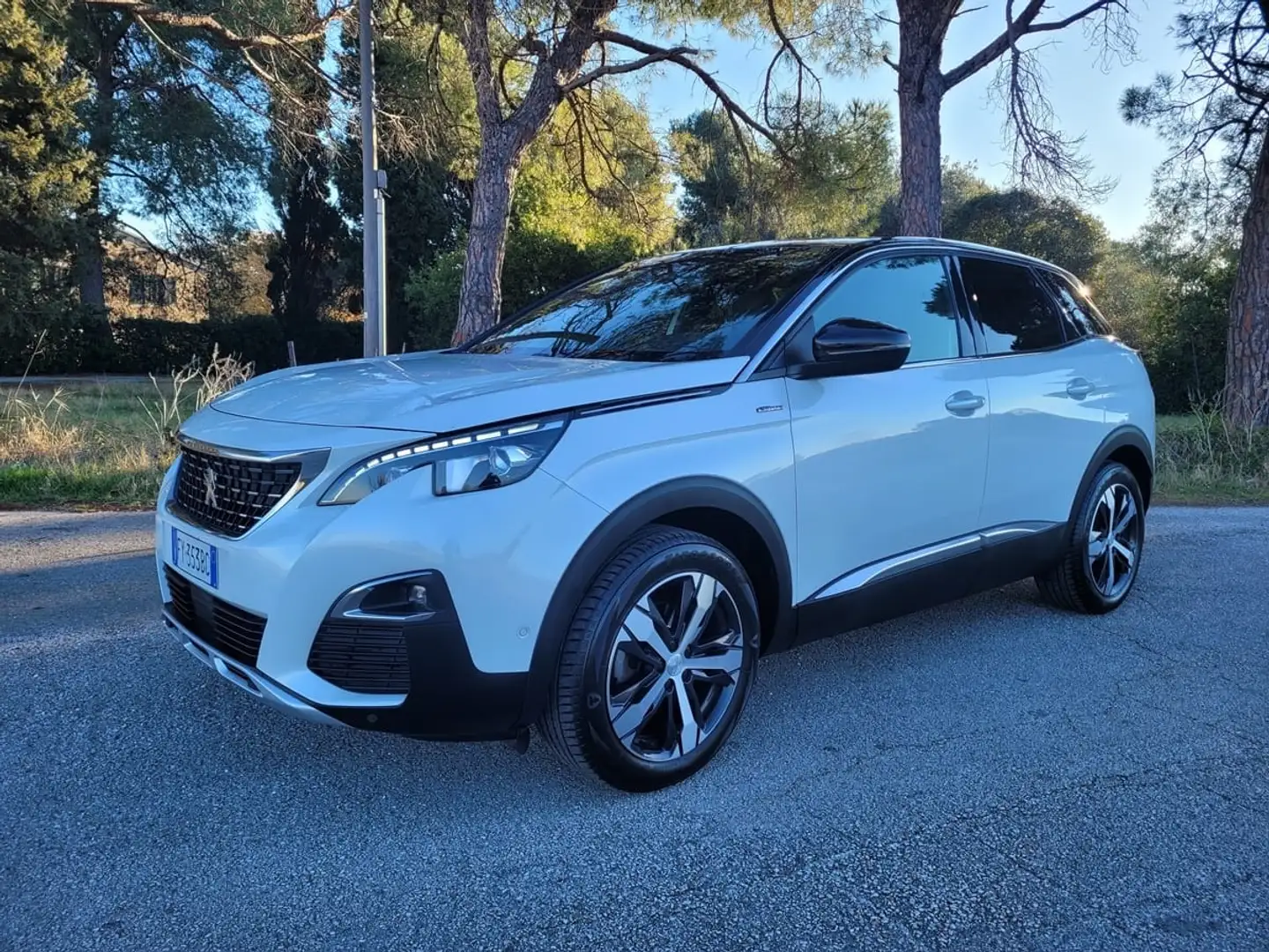 Peugeot 3008 3008 II 2016 1.5 bluehdi GT Line s Bianco - 1
