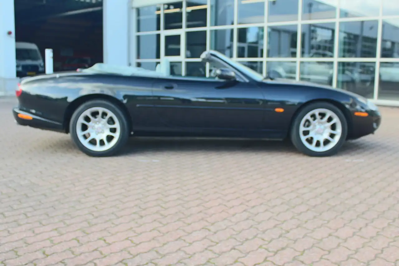 Jaguar XKR 4.0 V8 Convertible, foto 10