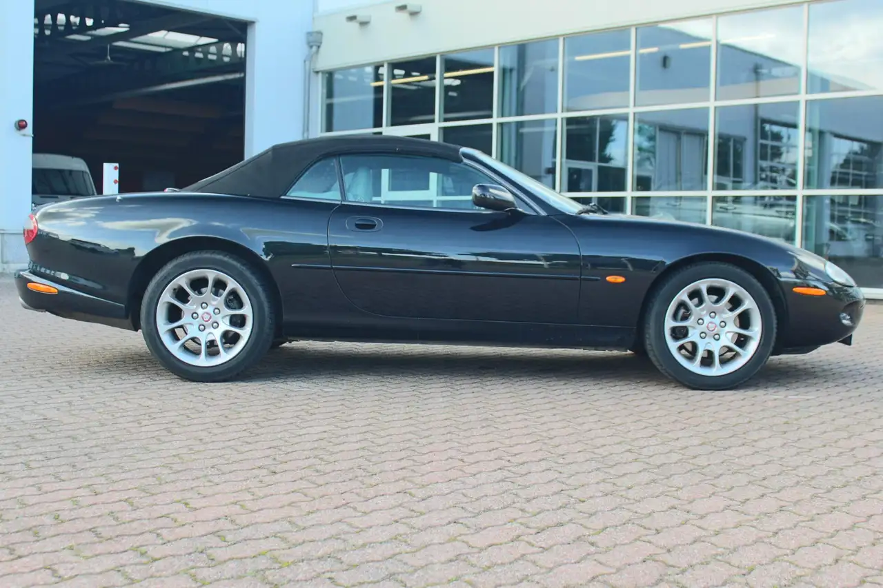 Jaguar XKR 4.0 V8 Convertible, foto 11
