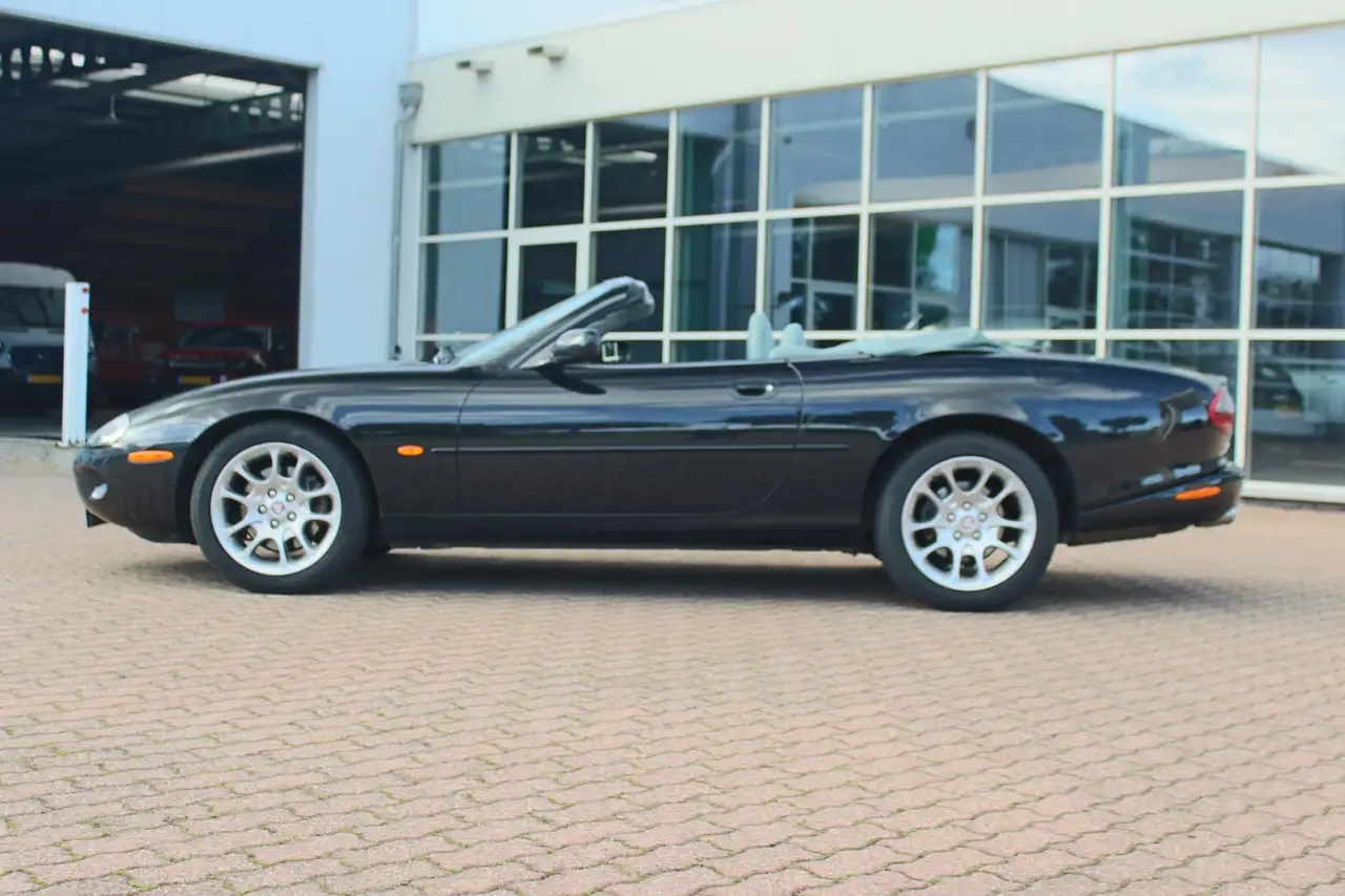 Jaguar XKR 4.0 V8 Convertible, foto 3