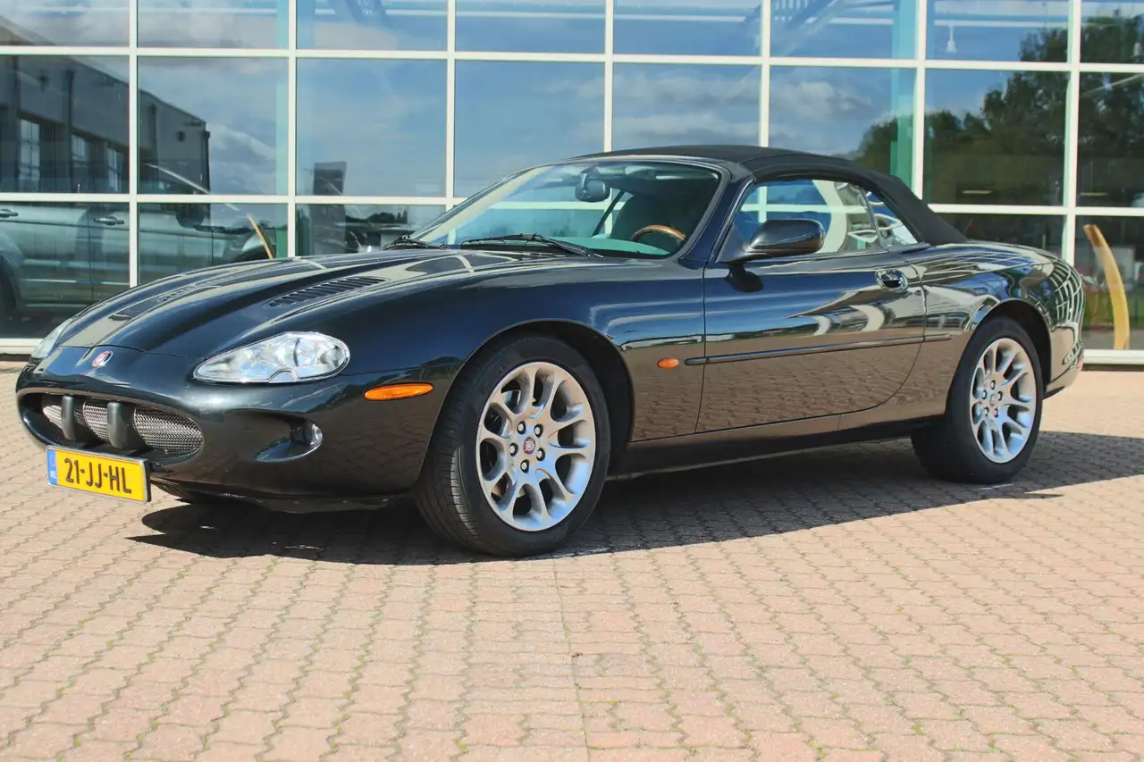 Jaguar XKR 4.0 V8 Convertible, foto 2