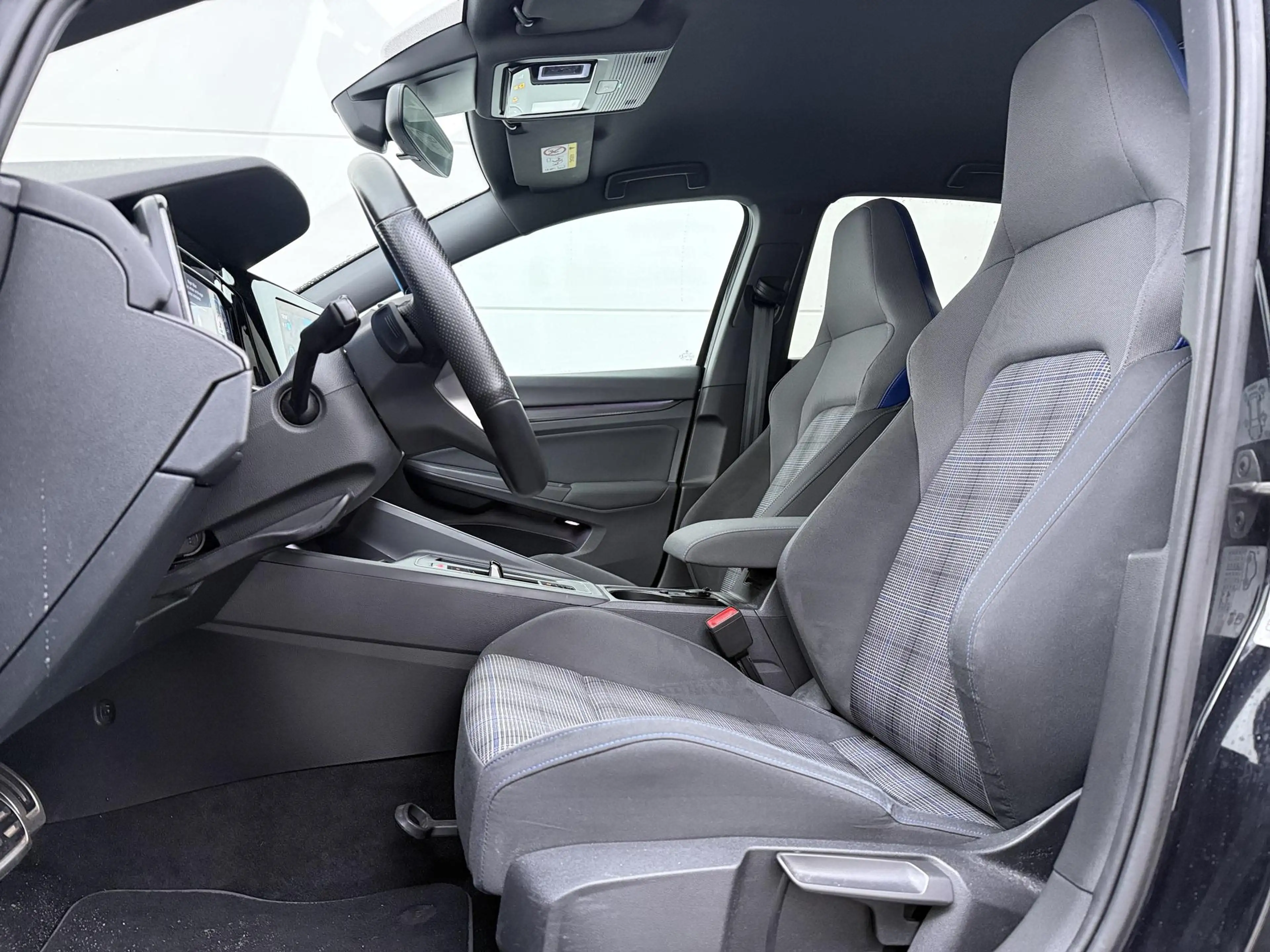 Volkswagen Golf GTE 1.4 eHybrid | ACC | Parkeerhulp | Stuur-/Stoelverw — photo 4