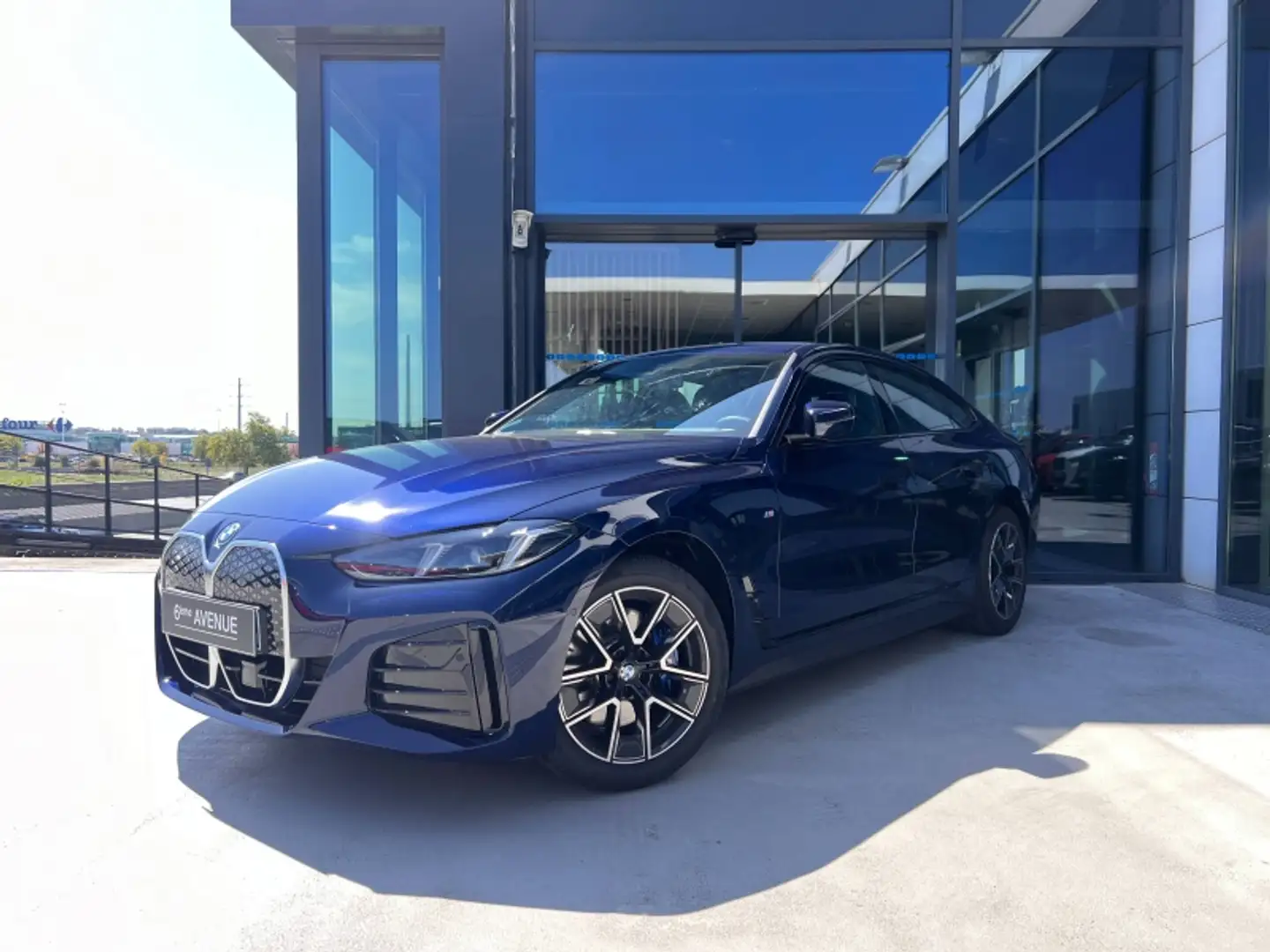 BMW 528 eDrive35 286ch M Sport Niebieski - 1
