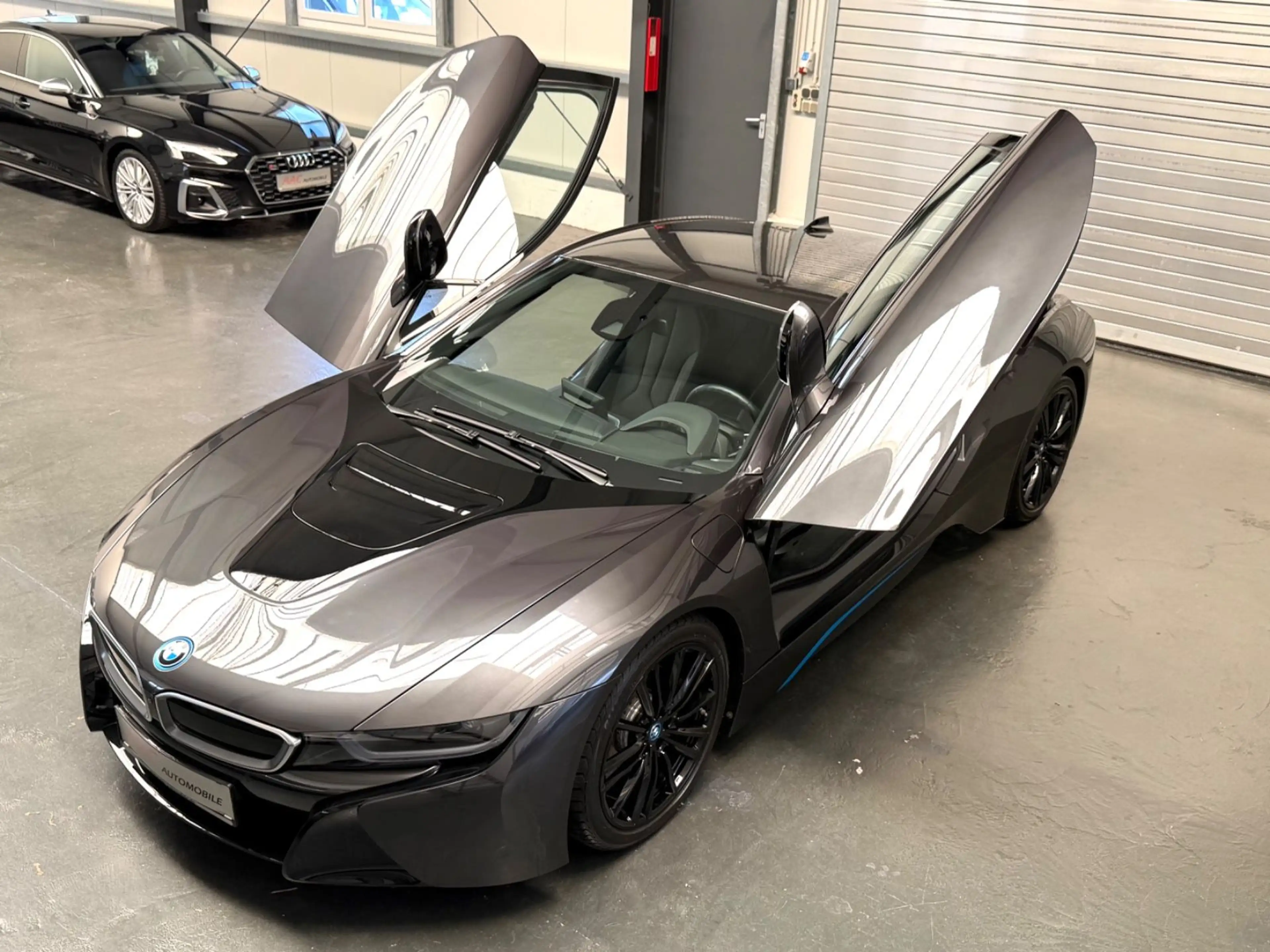 BMW i8 Coupe/Navi/Cam/Vollleder/Standheizung/360° — photo 14