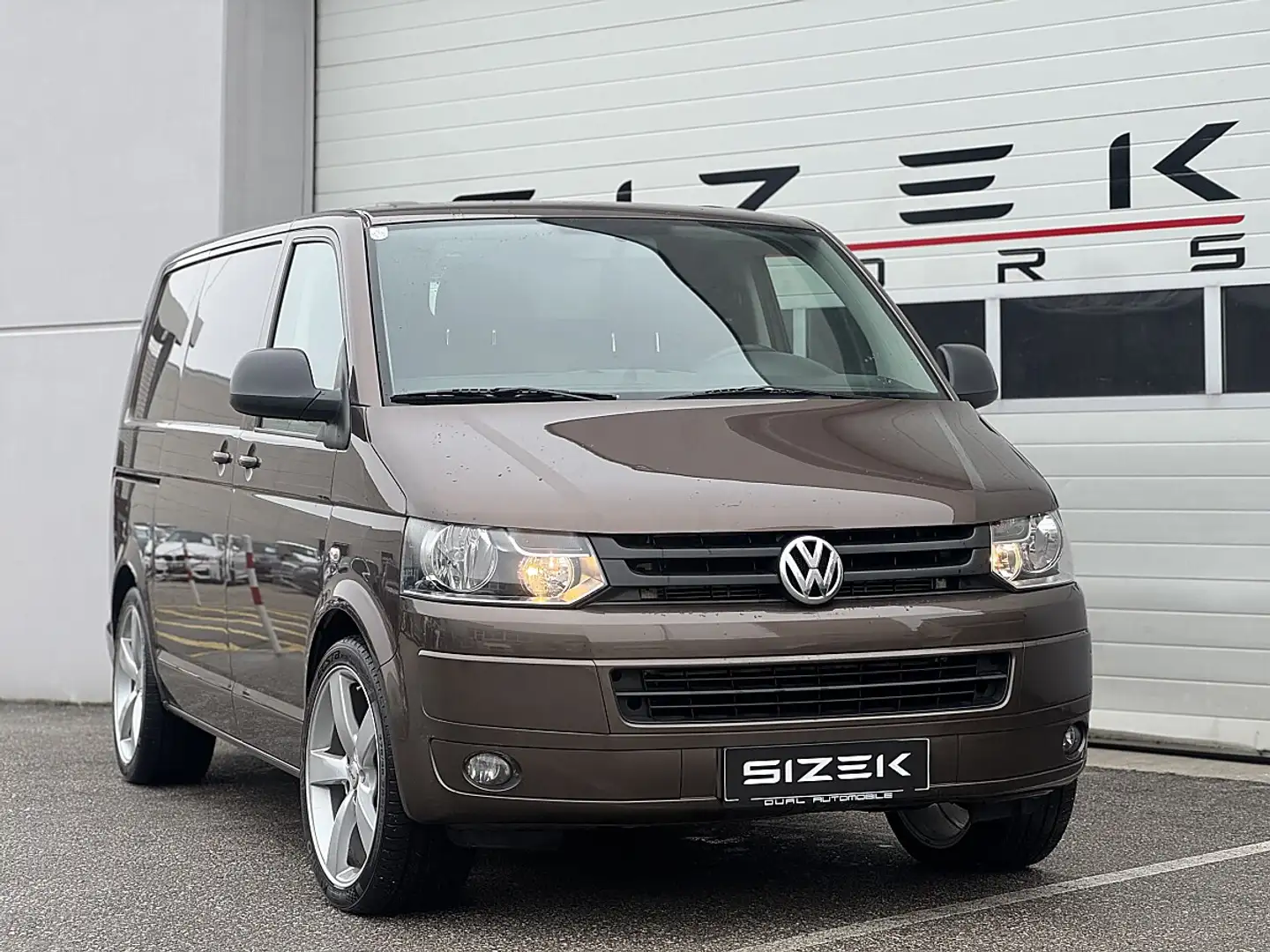 Volkswagen T5 Transporter T5 Kastenwagen 2,0 BMT TDI D-PF Braun - 2